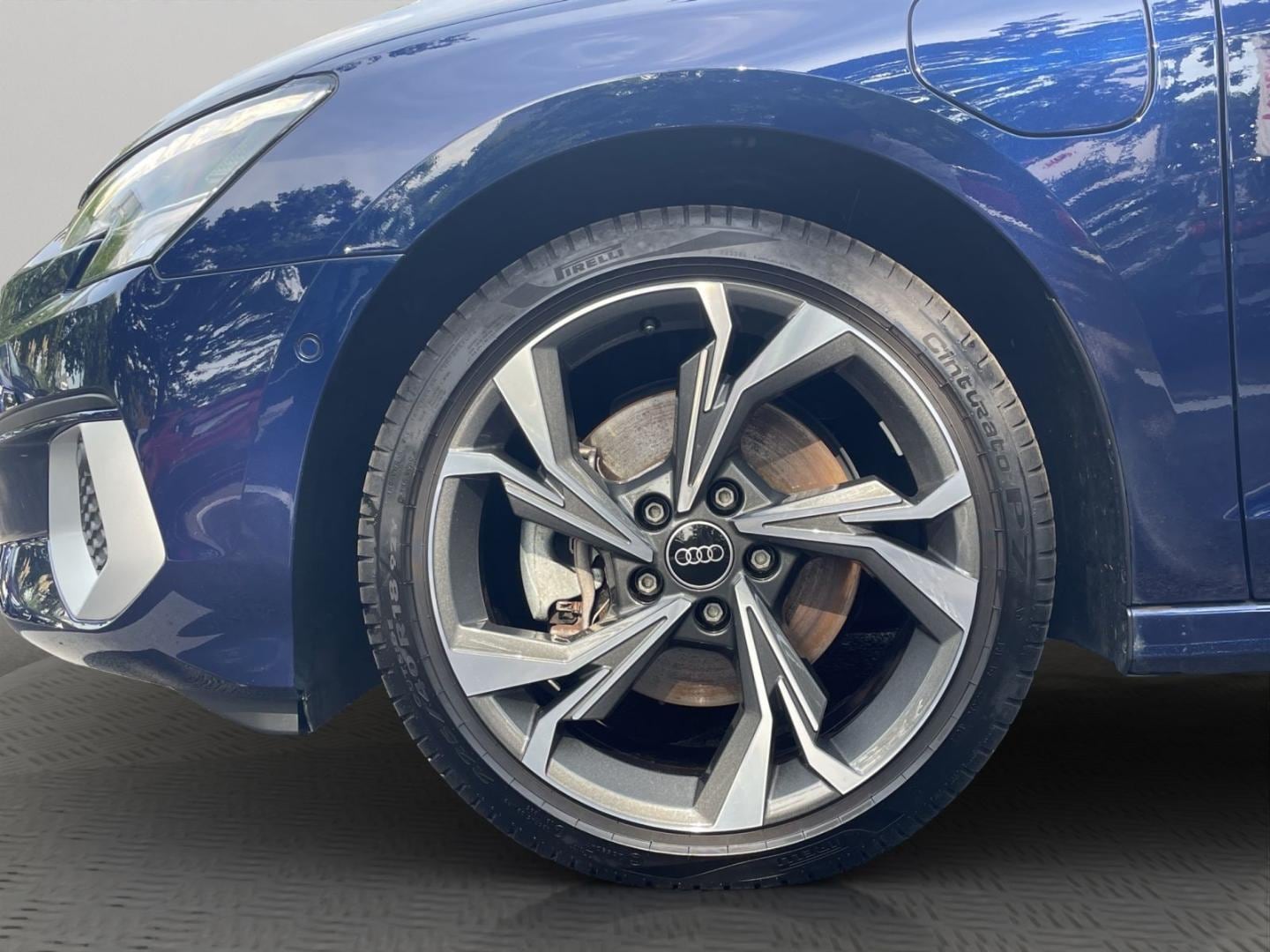 Bild über Audi A3 Sportback TFSI e advanced 40 TFSI e S tronic - für weitere Informationen kontaktieren Sie den Audi Partner