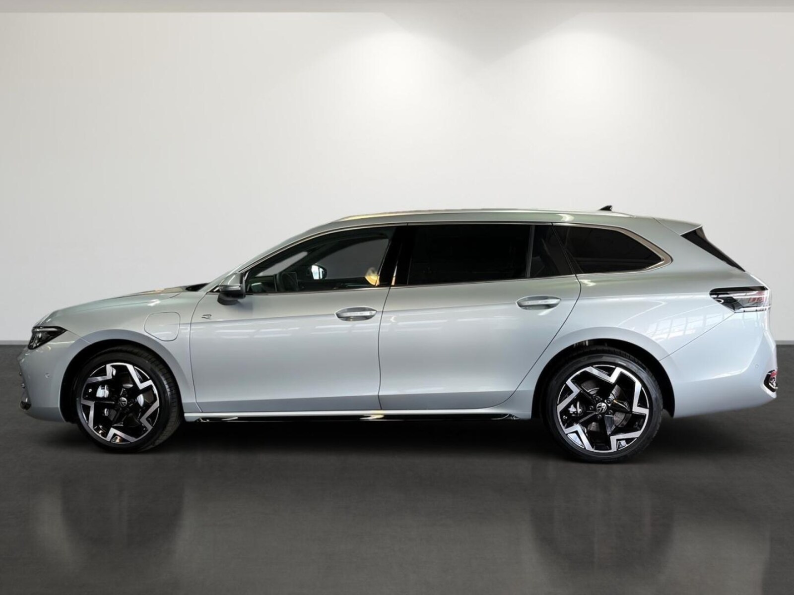 Volkswagen Passat – Bild 8