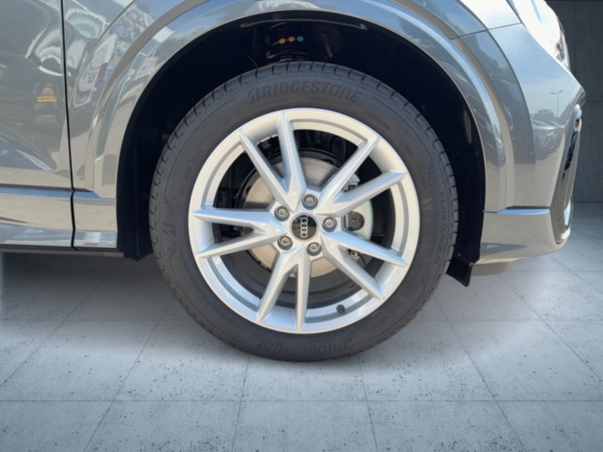 Audi Q2 S line