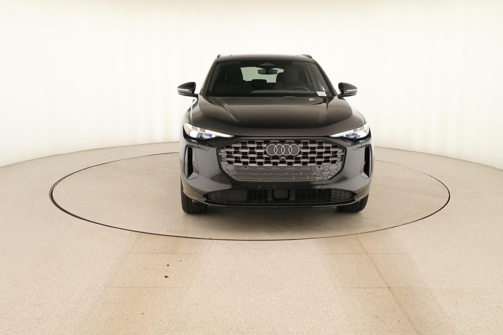 2025 Audi Q5 Premium Plus - Photo 11