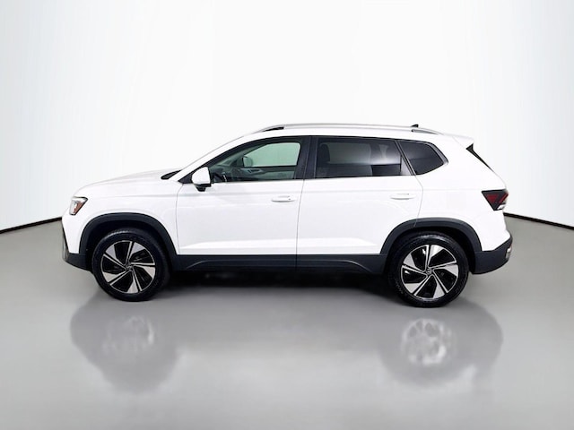 2025 Volkswagen Taos