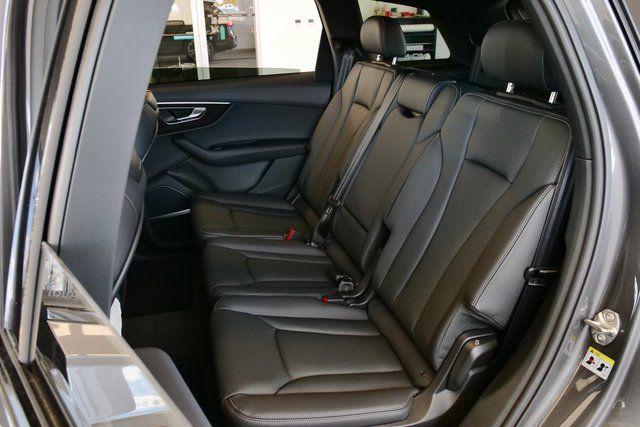 2026 Audi Q7 Premium - Photo 12