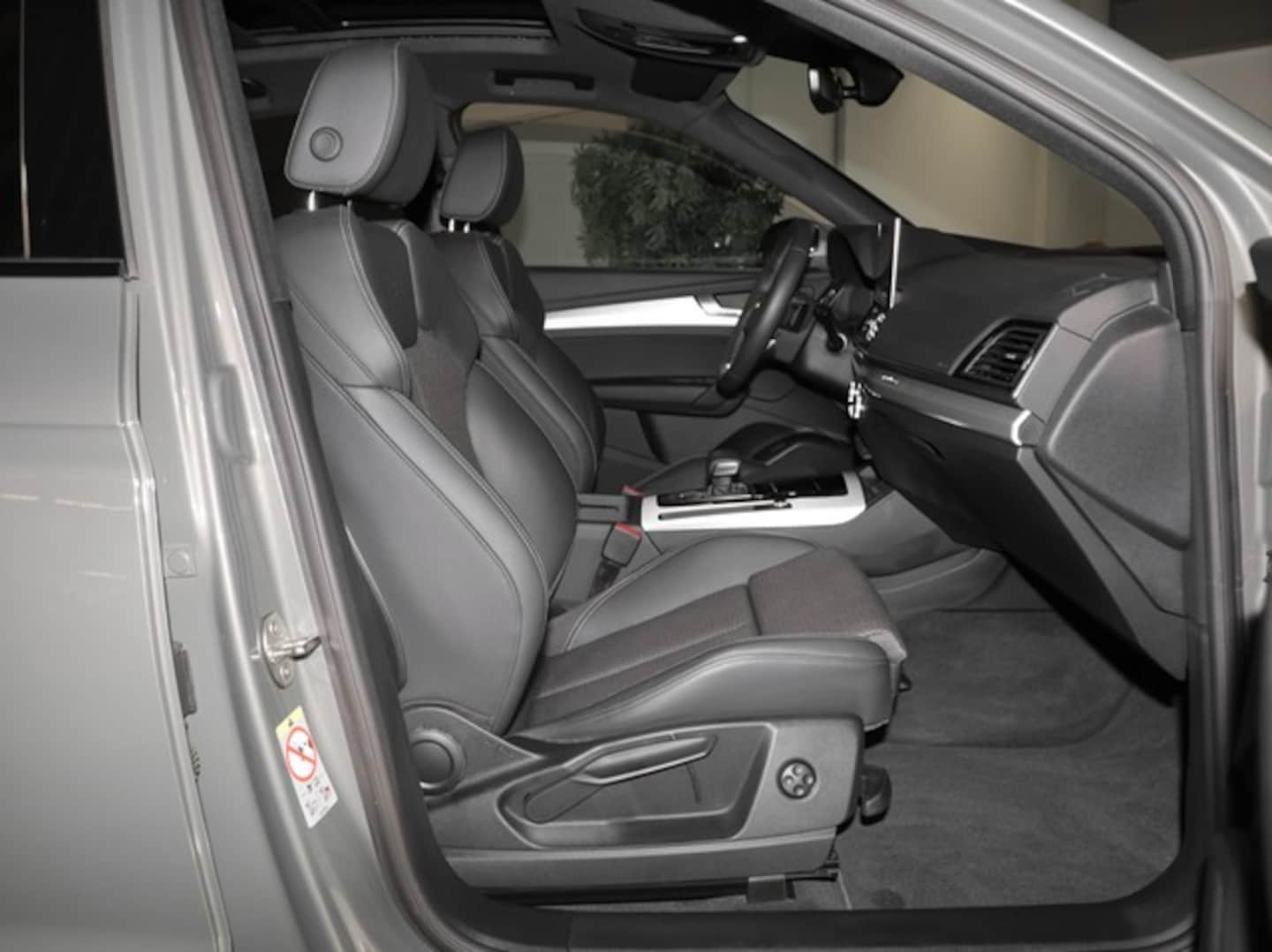 Bild über Audi Q5 Sportback 40 TDI quattro S tronic - für weitere Informationen kontaktieren Sie den Audi Partner