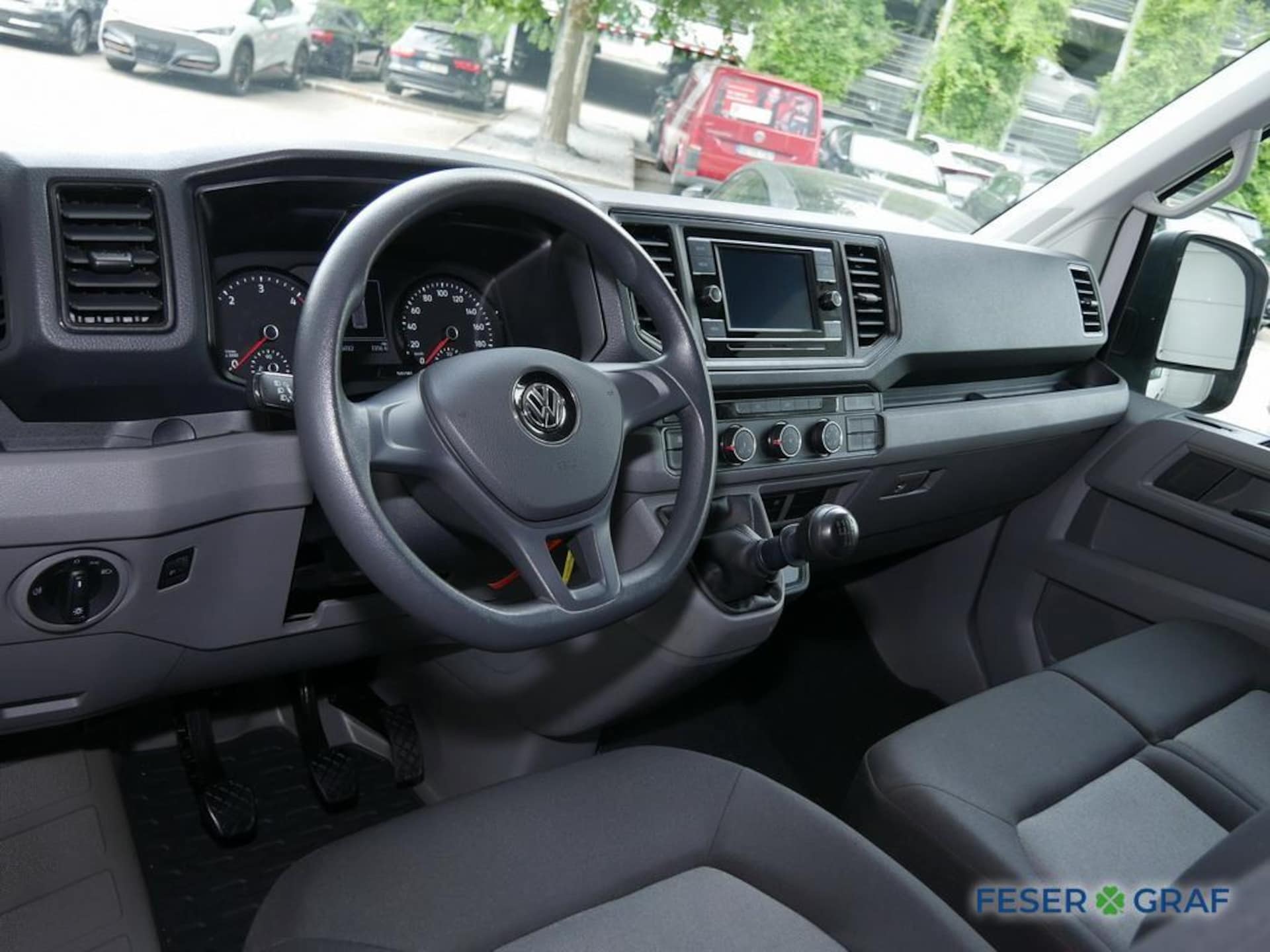 Volkswagen Crafter Kasten langer Radstand