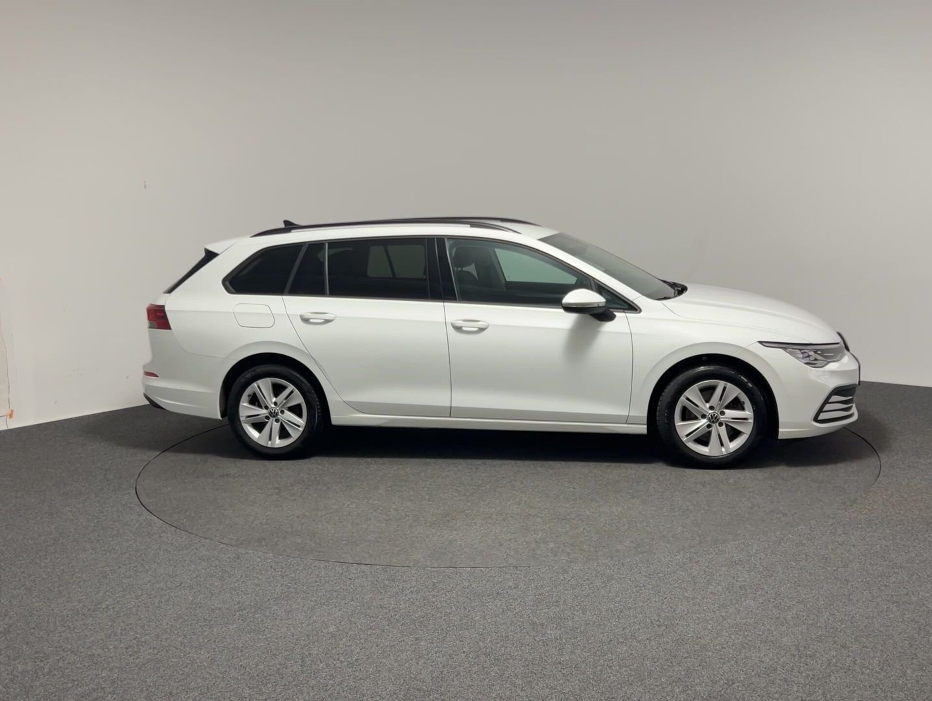 Volkswagen Golf Variant Life