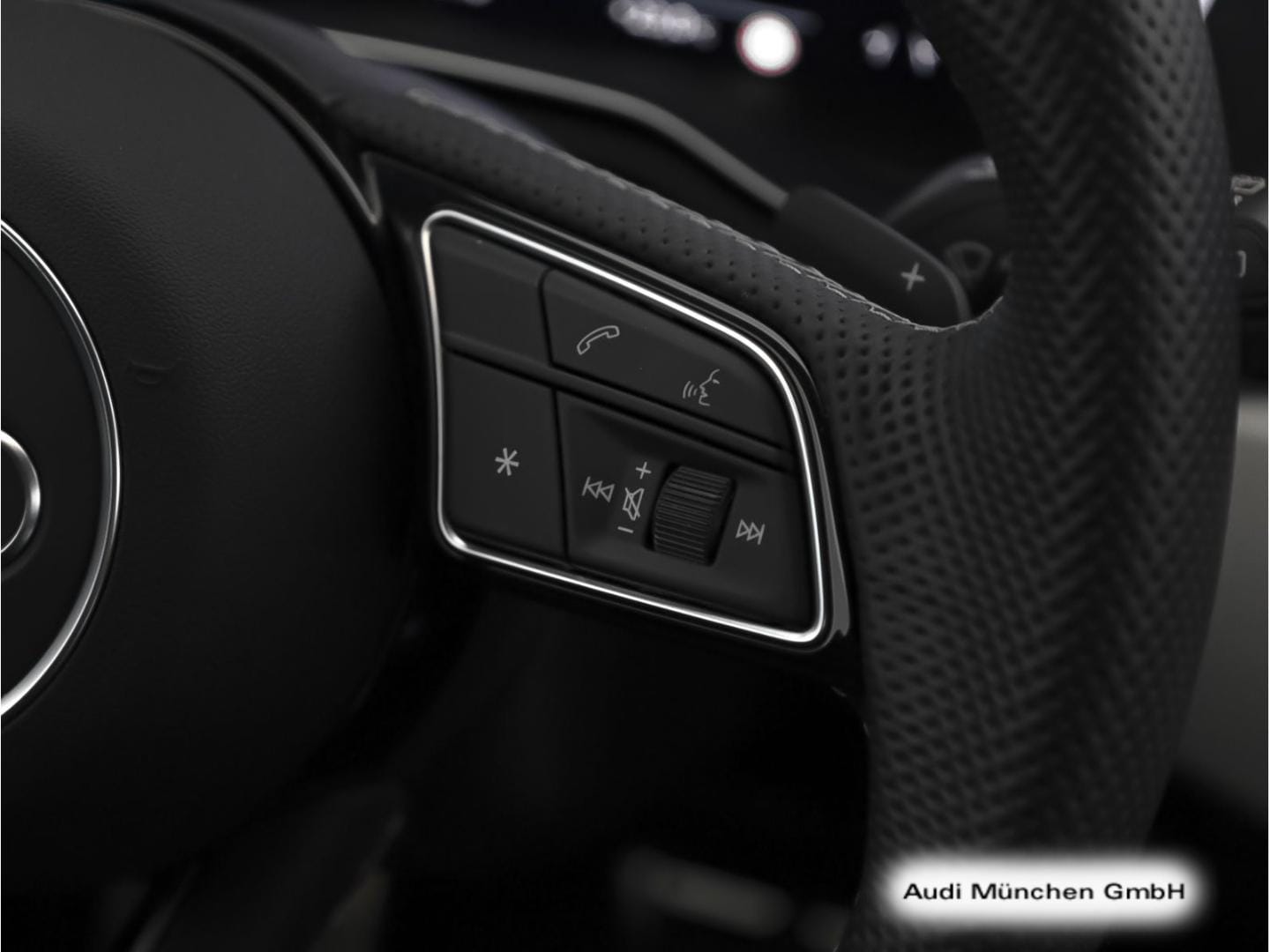 Bild über Audi A4 Avant S line 40 TFSI quattro S tronic - für weitere Informationen kontaktieren Sie den Audi Partner