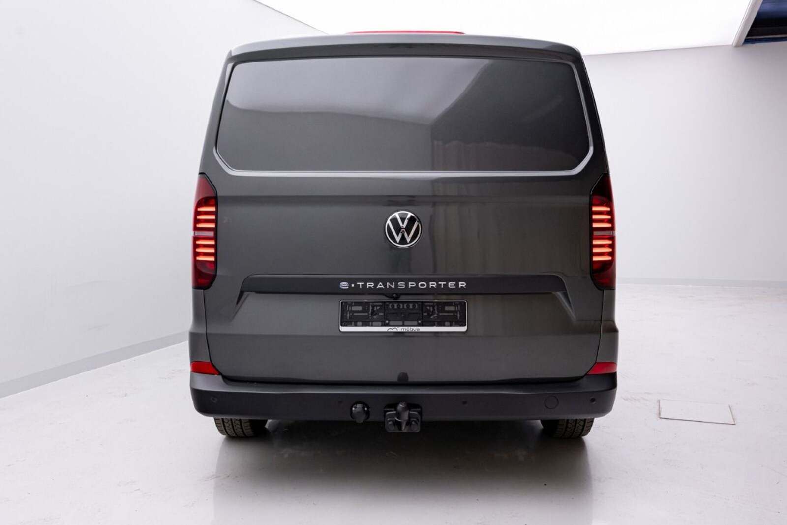 Volkswagen Transporter Kasten langer Radstand – Bild 8