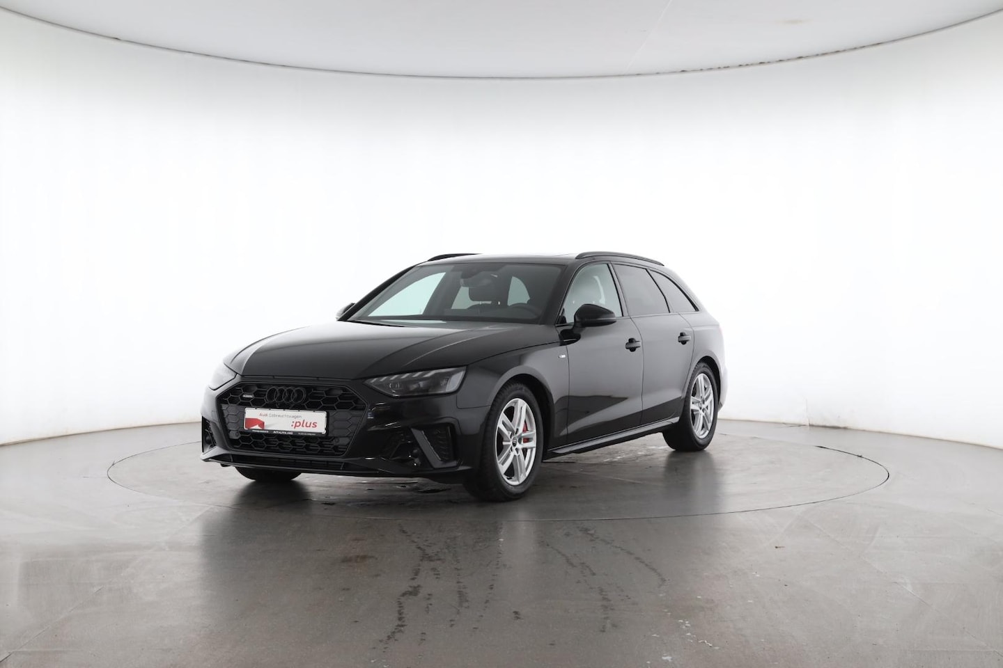 Bild über Audi A4 Avant S line 45 TFSI quattro S tronic - für weitere Informationen kontaktieren Sie den Audi Partner