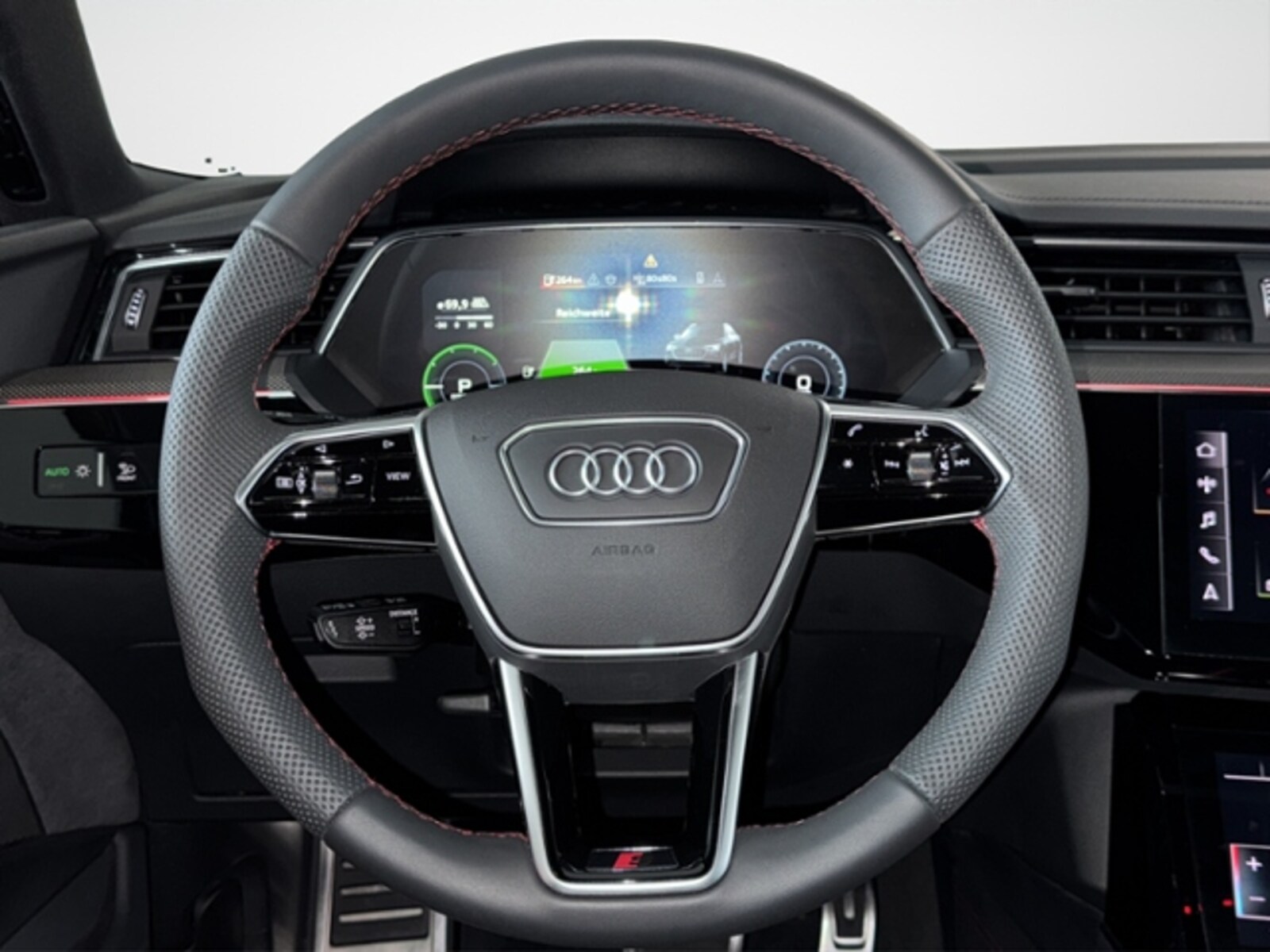 Audi Q8 Sportback e-tron – Bild 18