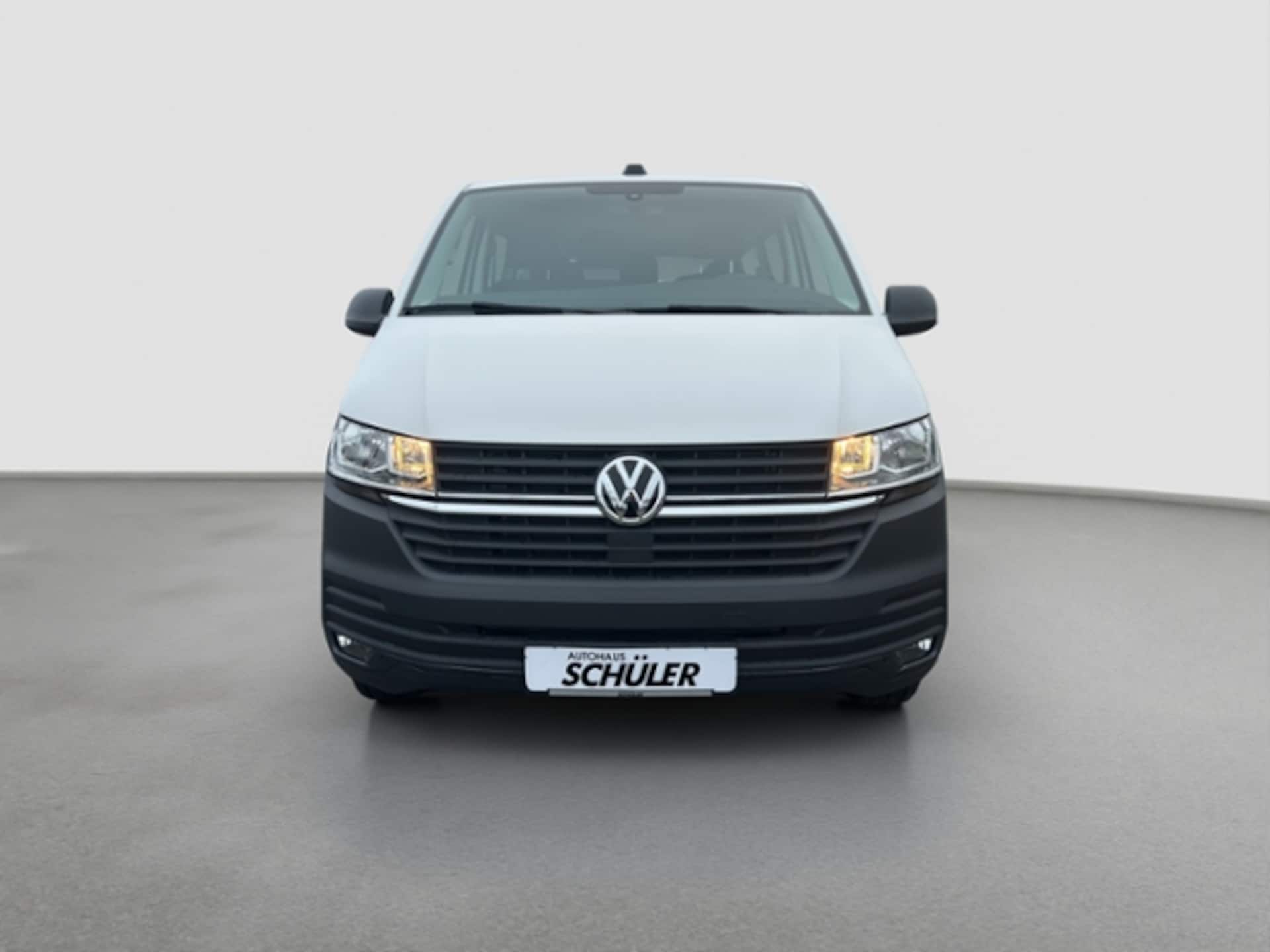 Volkswagen T6.1 Transporter Kombi langer Radstand