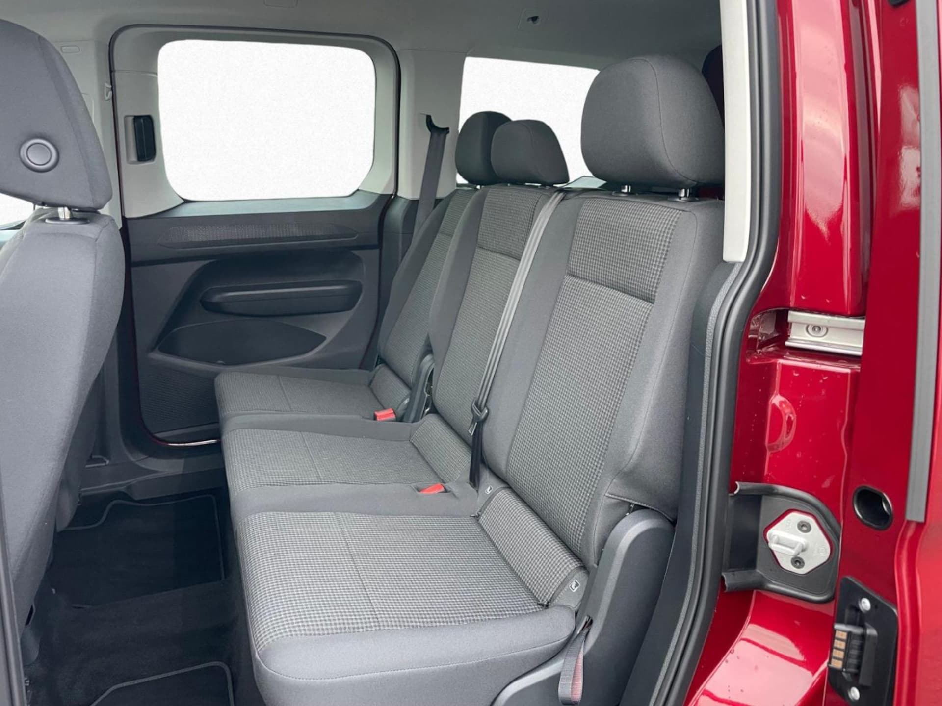 Volkswagen Caddy Basis-Modell