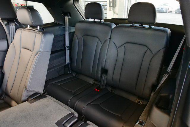 2026 Audi Q7 Premium - Photo 13