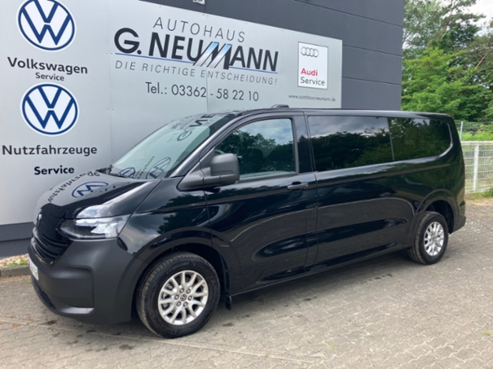 Volkswagen Transporter Kombi langer Radstand – Bild 2