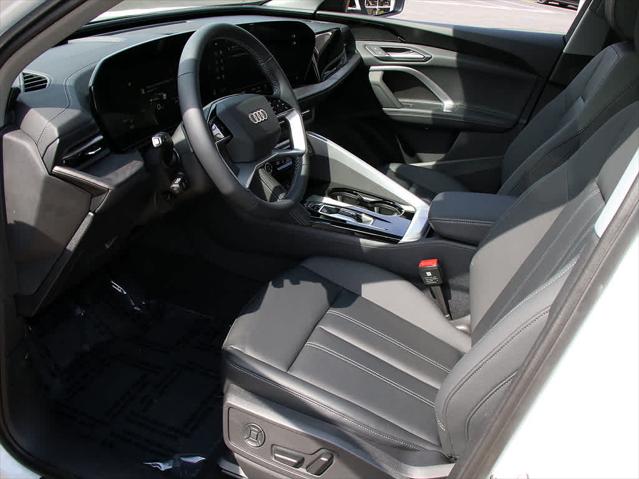 2025 AUDI Q5 - Image 12