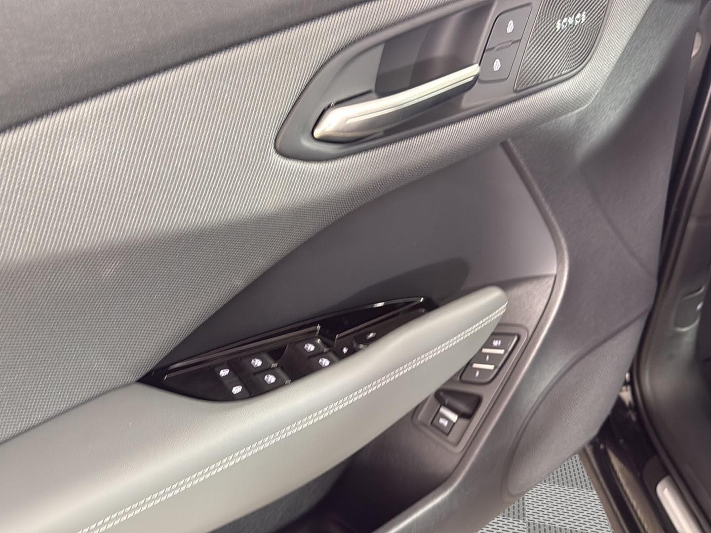 2026 Audi Q3 Base - Photo 12