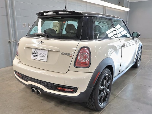 2013 MINI
