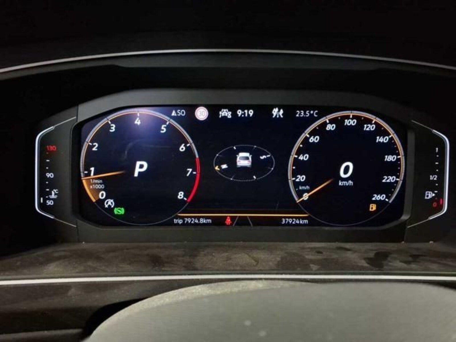 Volkswagen Tiguan – Bild 9