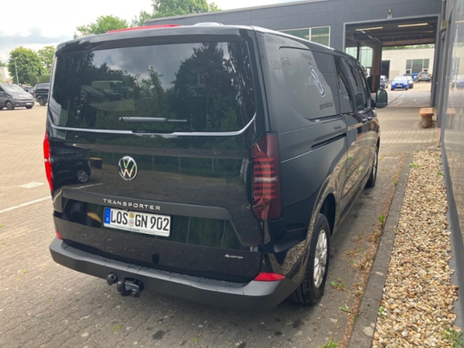 Volkswagen Transporter Kombi langer Radstand – Bild 7