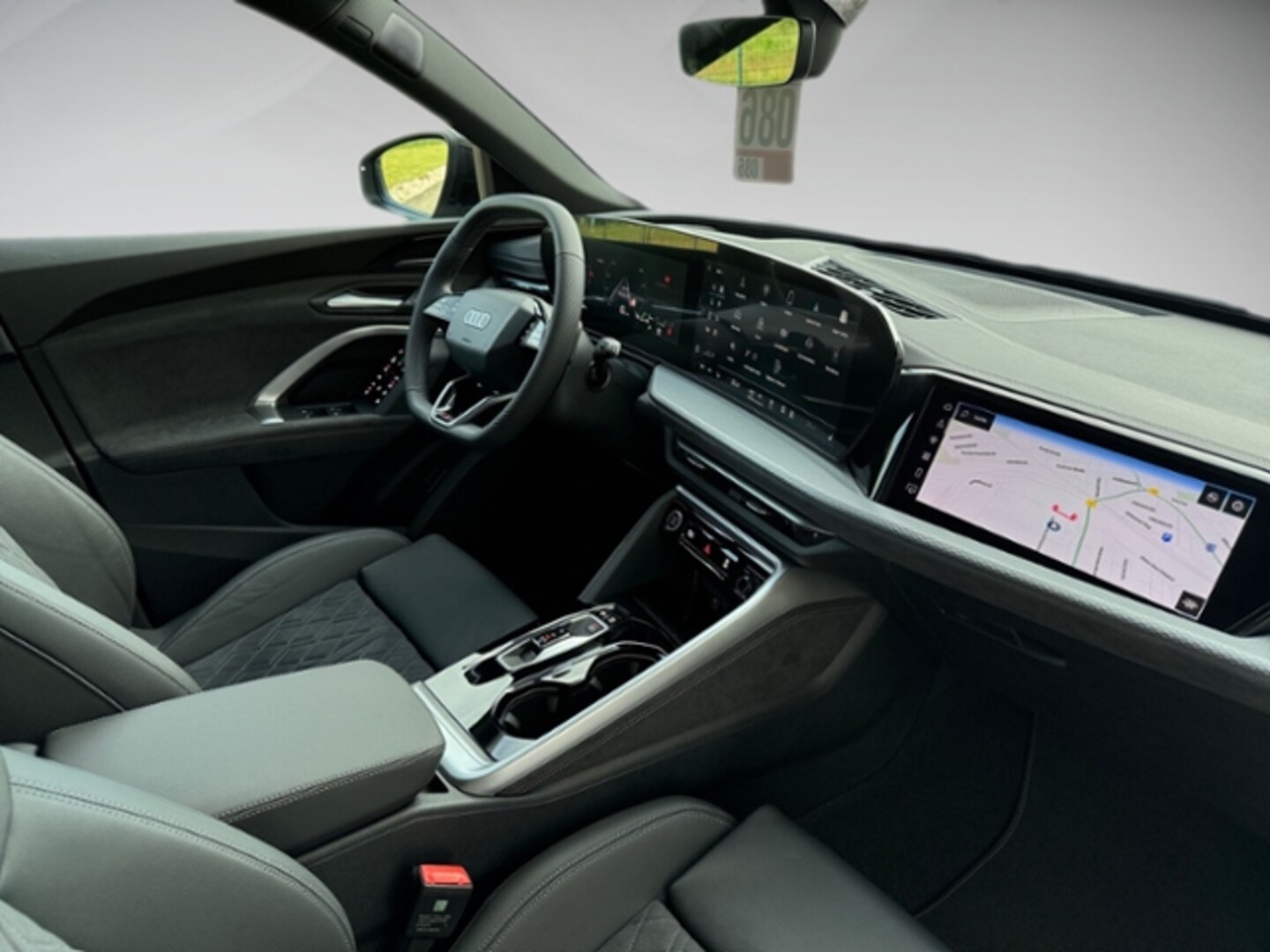 Bild über Audi Q5 SUV TDI quattro 150 kW S tronic - für weitere Informationen kontaktieren Sie den Audi Partner