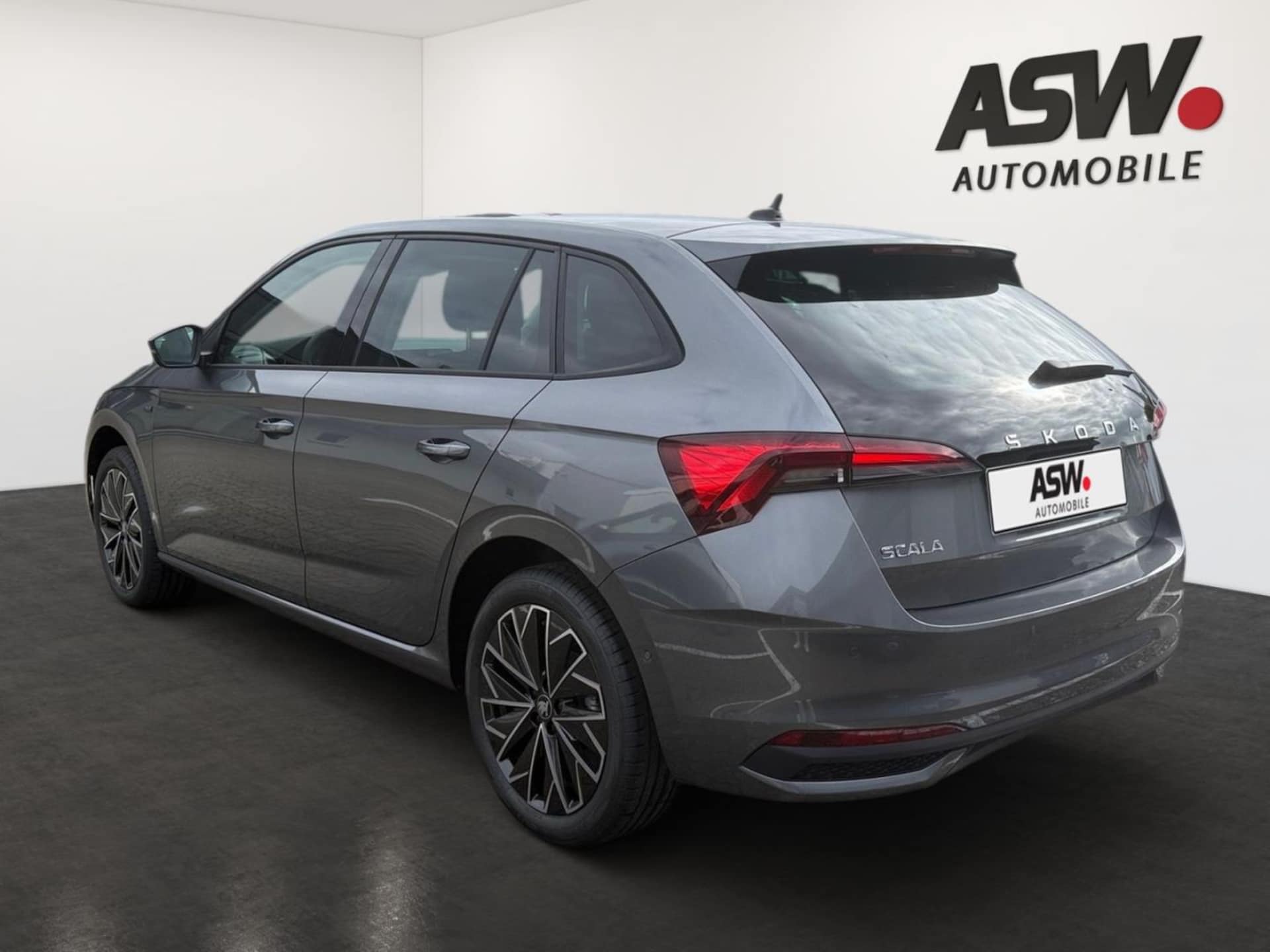 Skoda Scala Tour