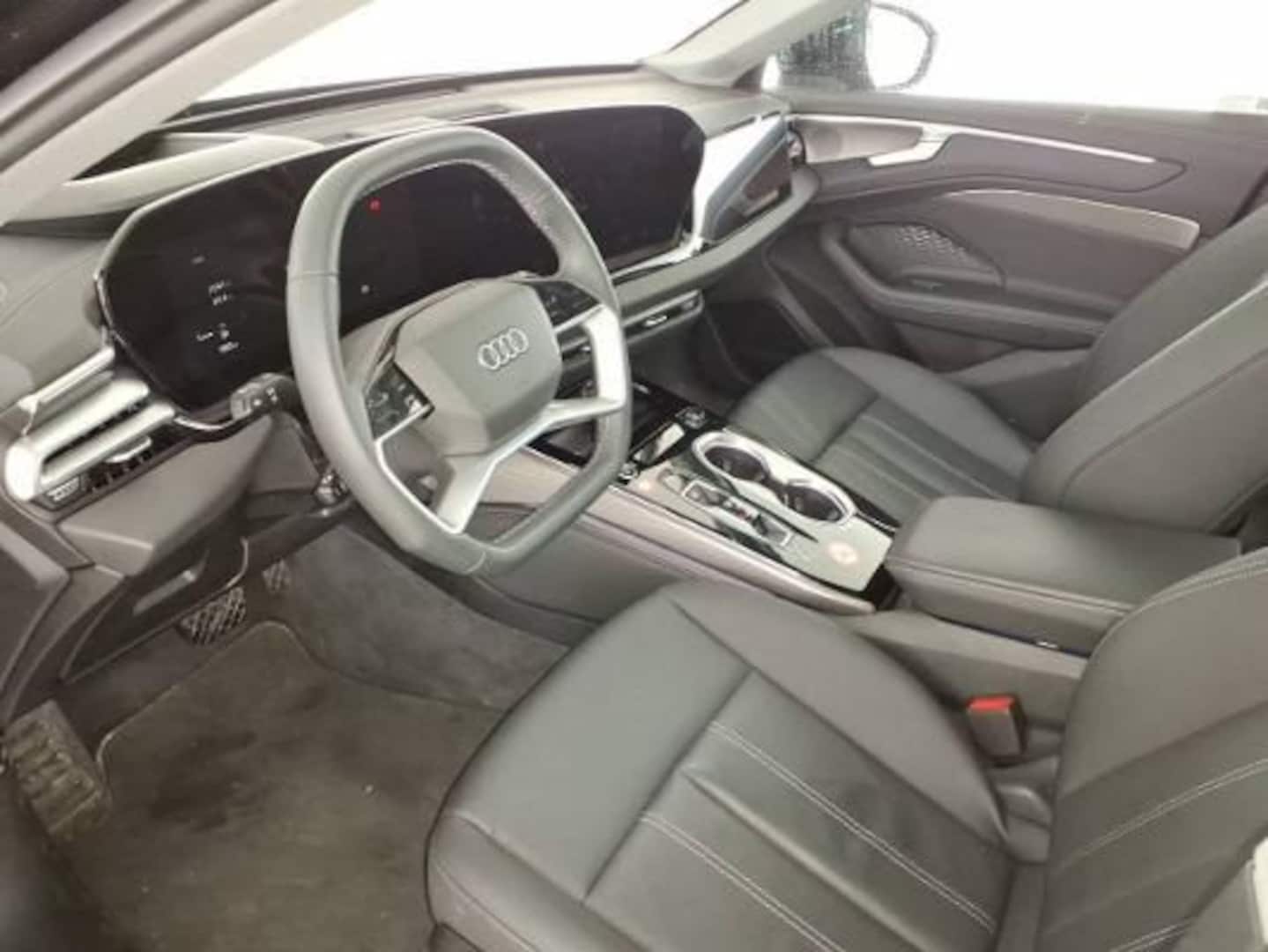 Bild über Audi A6 Avant TDI quattro 150 kW S tronic - für weitere Informationen kontaktieren Sie den Audi Partner