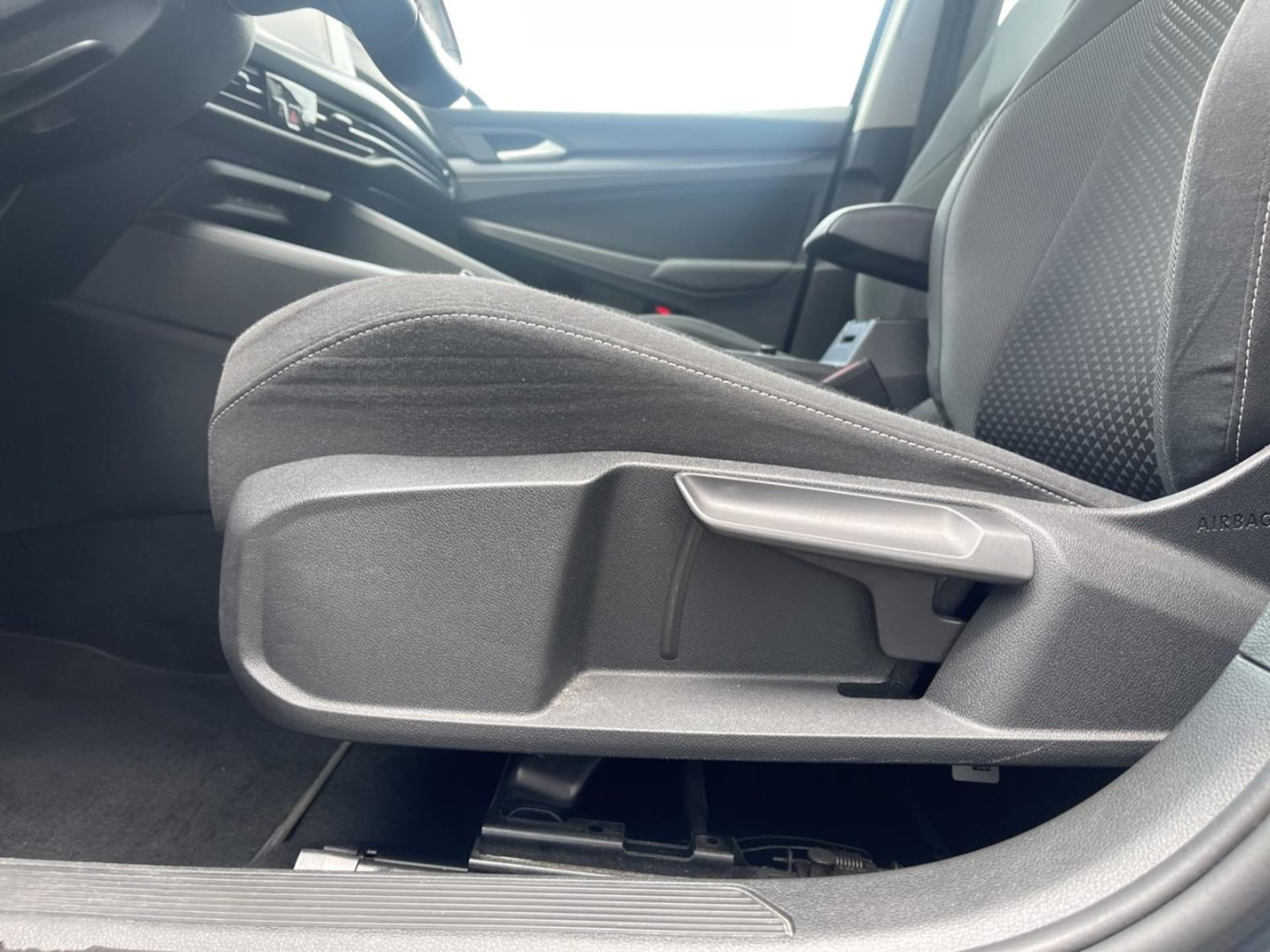 Volkswagen Golf Active