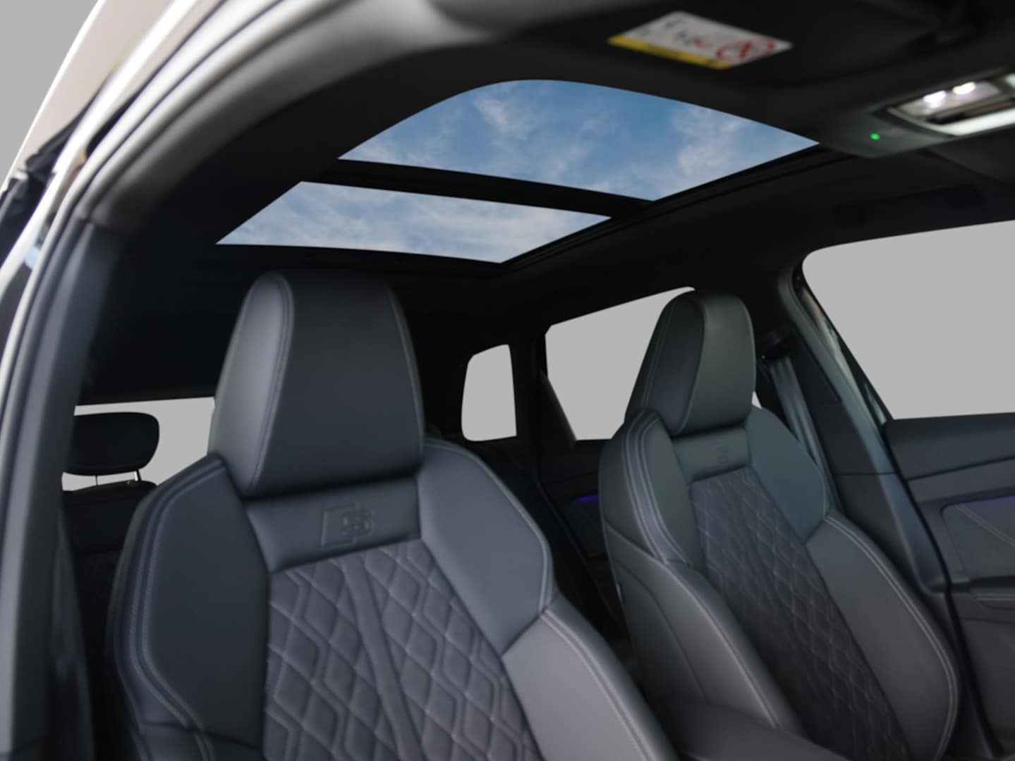 Bild über Audi Q4 SUV e-tron e-tron quattro performance 250 kW - für weitere Informationen kontaktieren Sie den Audi Partner