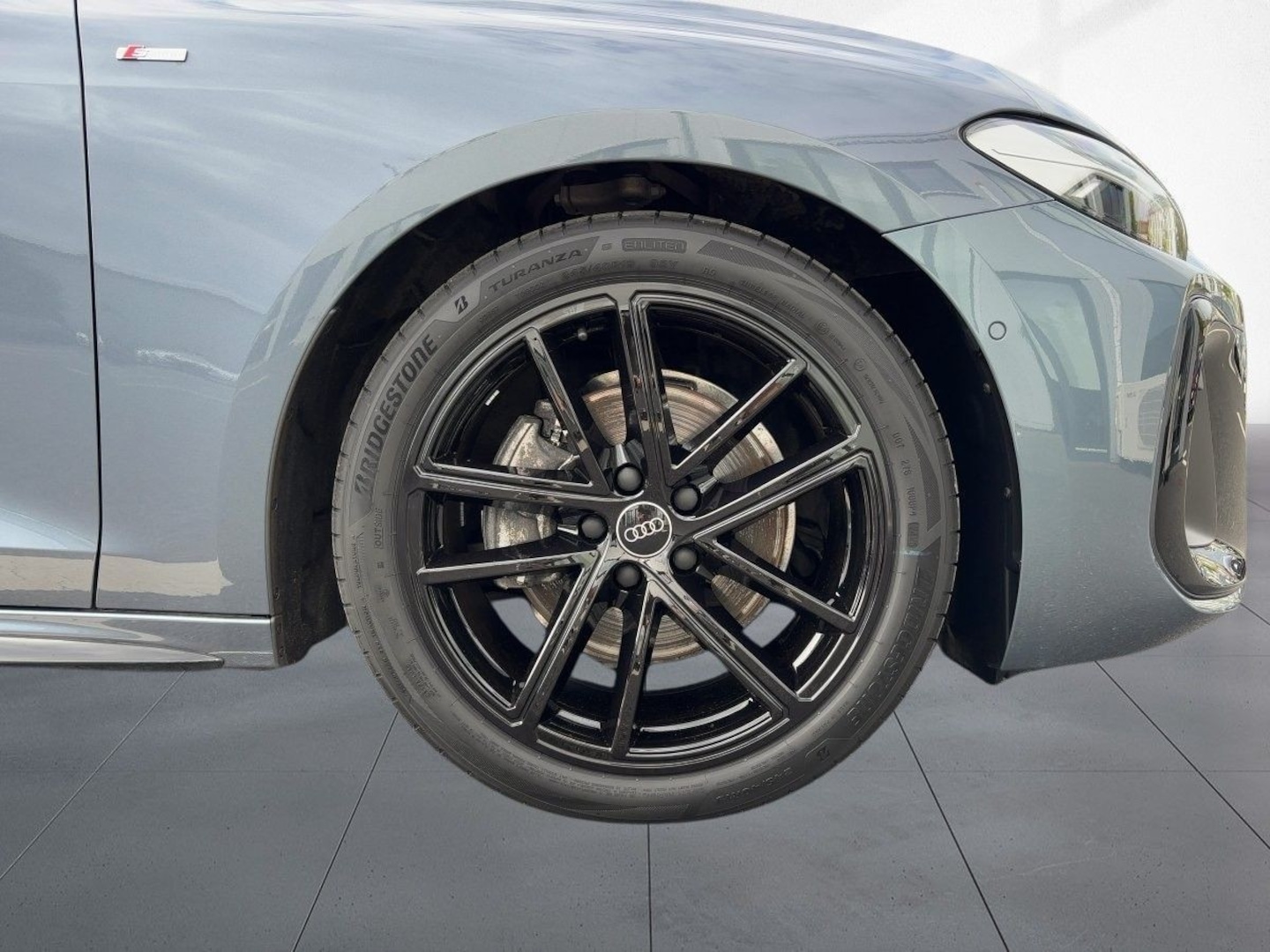 Bild über Audi A5 Avant TFSI quattro S tronic - für weitere Informationen kontaktieren Sie den Audi Partner