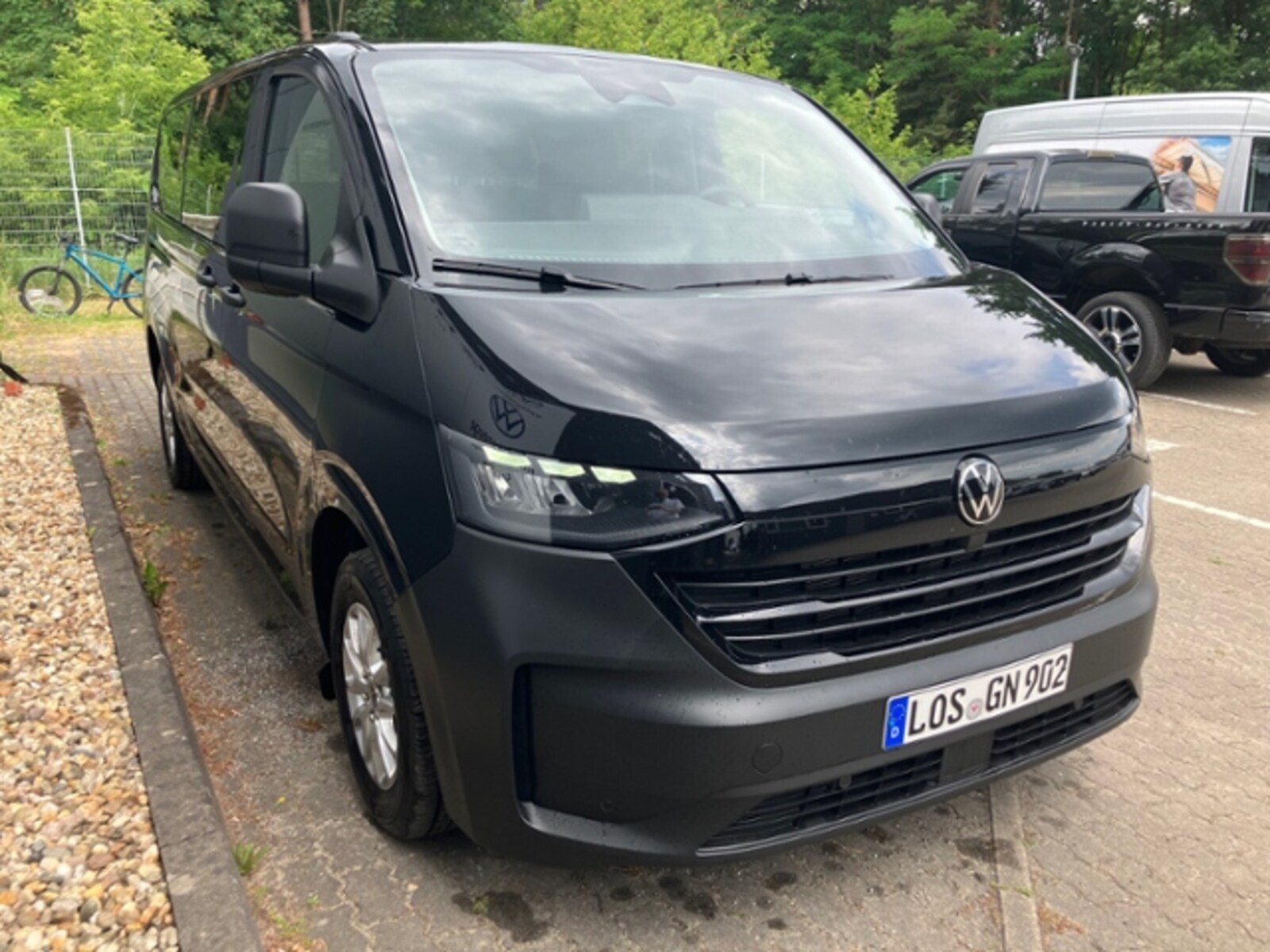 Volkswagen Transporter Kombi langer Radstand – Bild 8