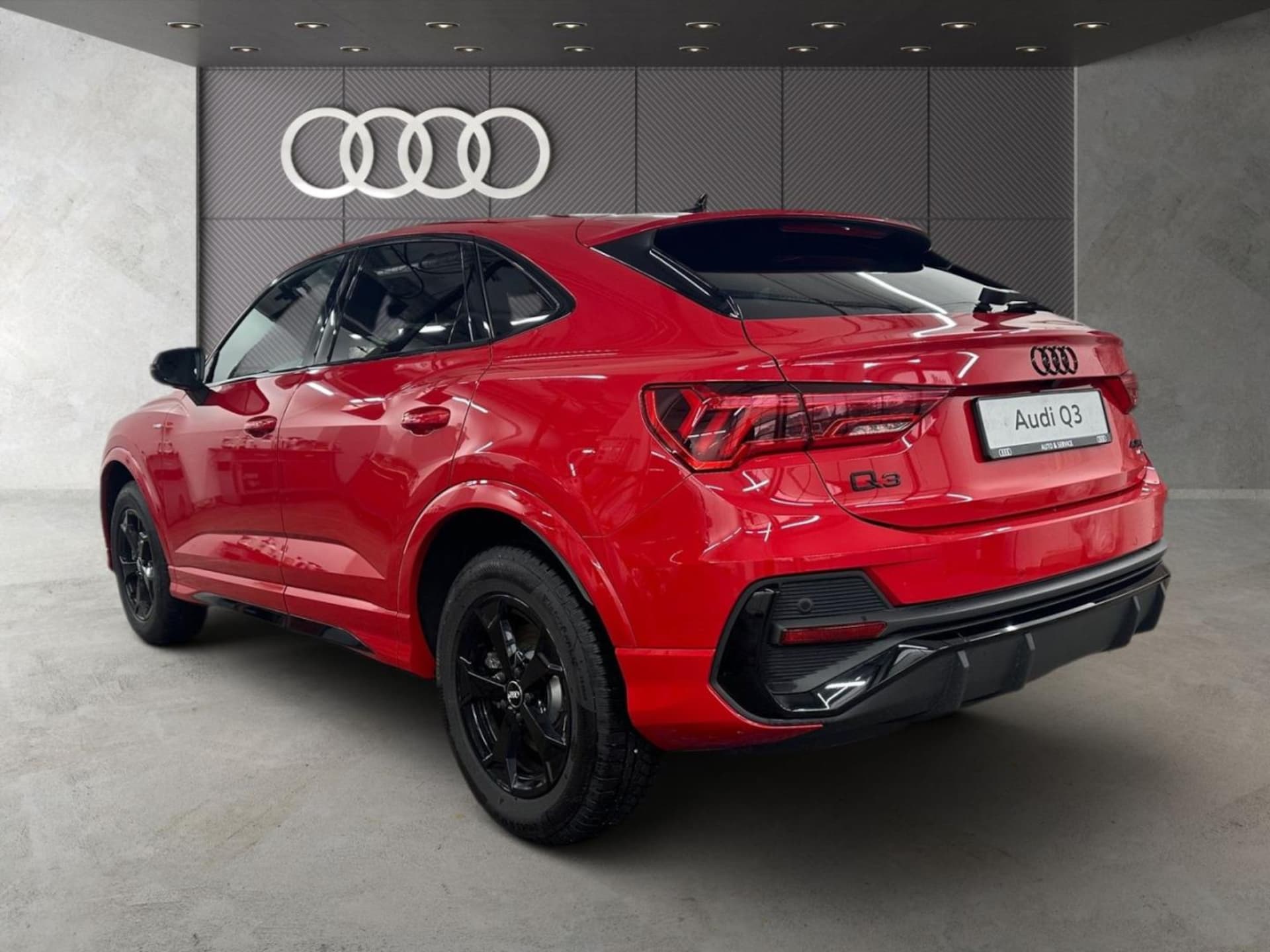 Audi Q3 Sportback S line