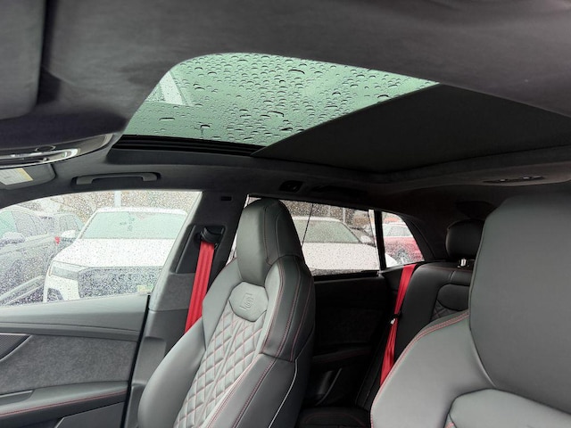 2026 Audi SQ8 Prestige - Photo 21