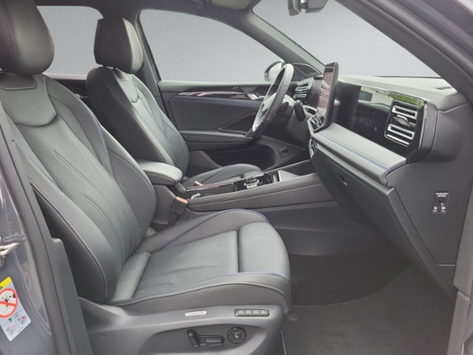 Volkswagen Tiguan – Bild 11