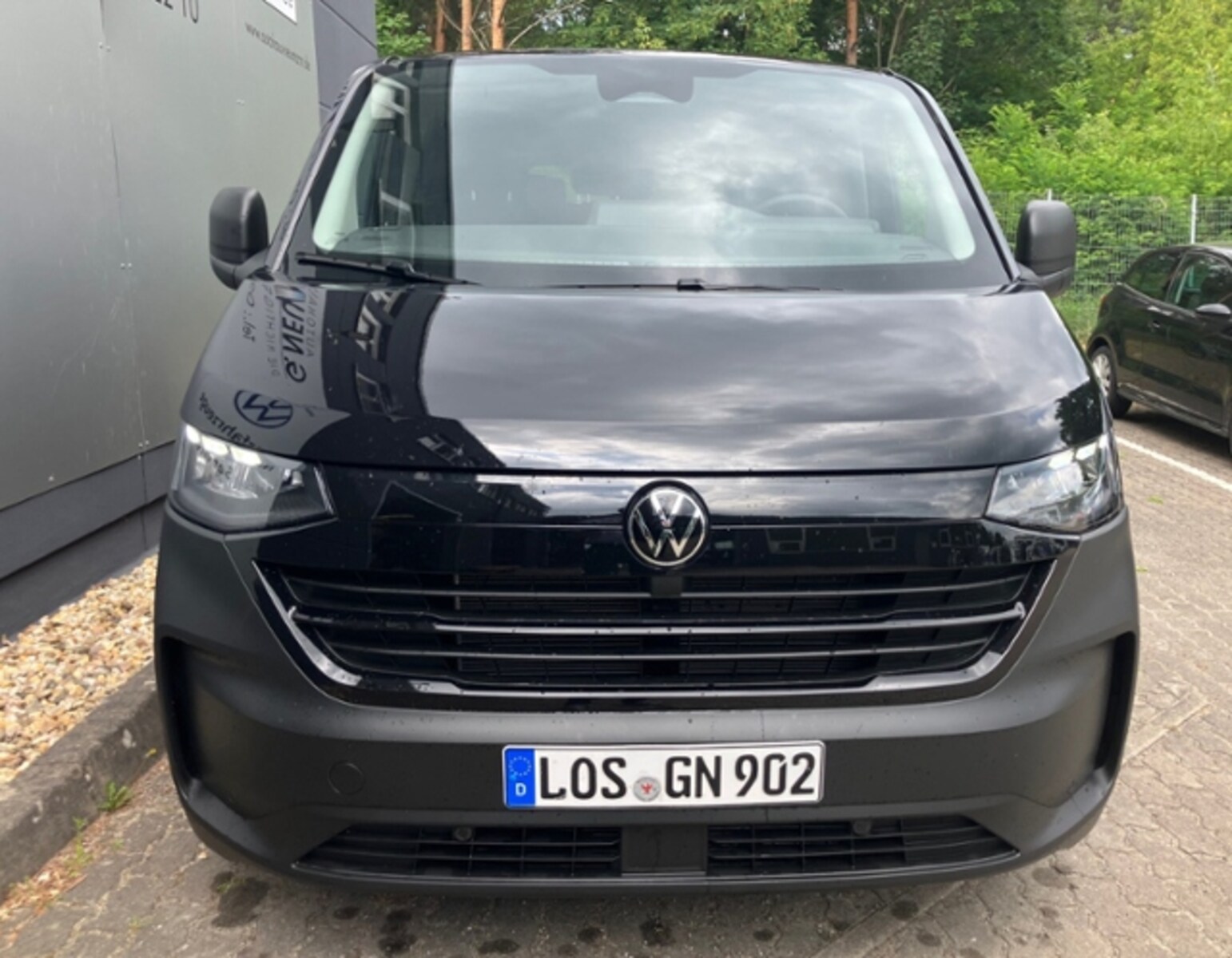 Volkswagen Transporter Kombi langer Radstand – Bild 9