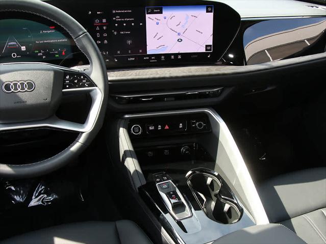 2025 AUDI Q5 - Image 17