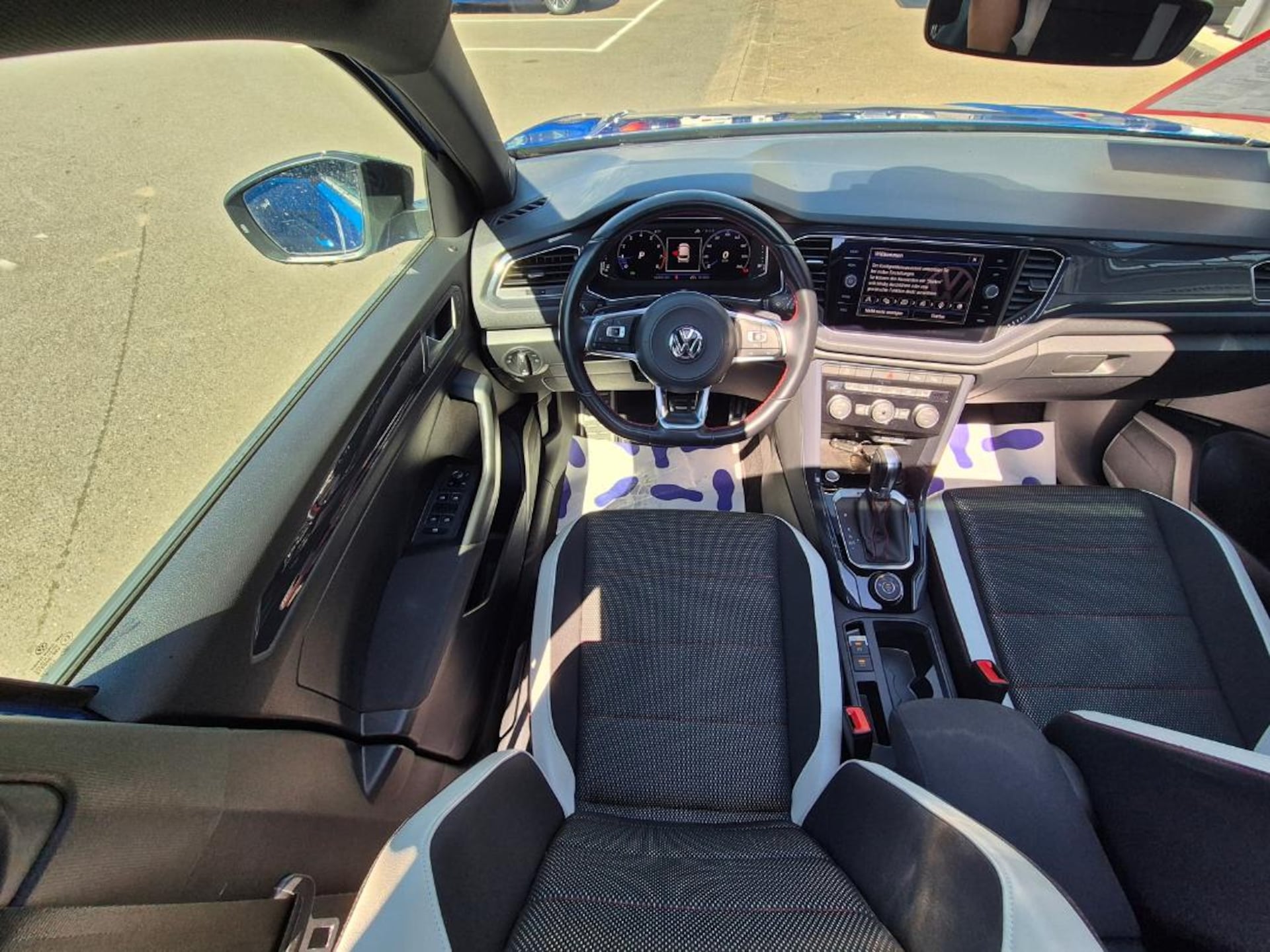 Volkswagen T-Roc Sport