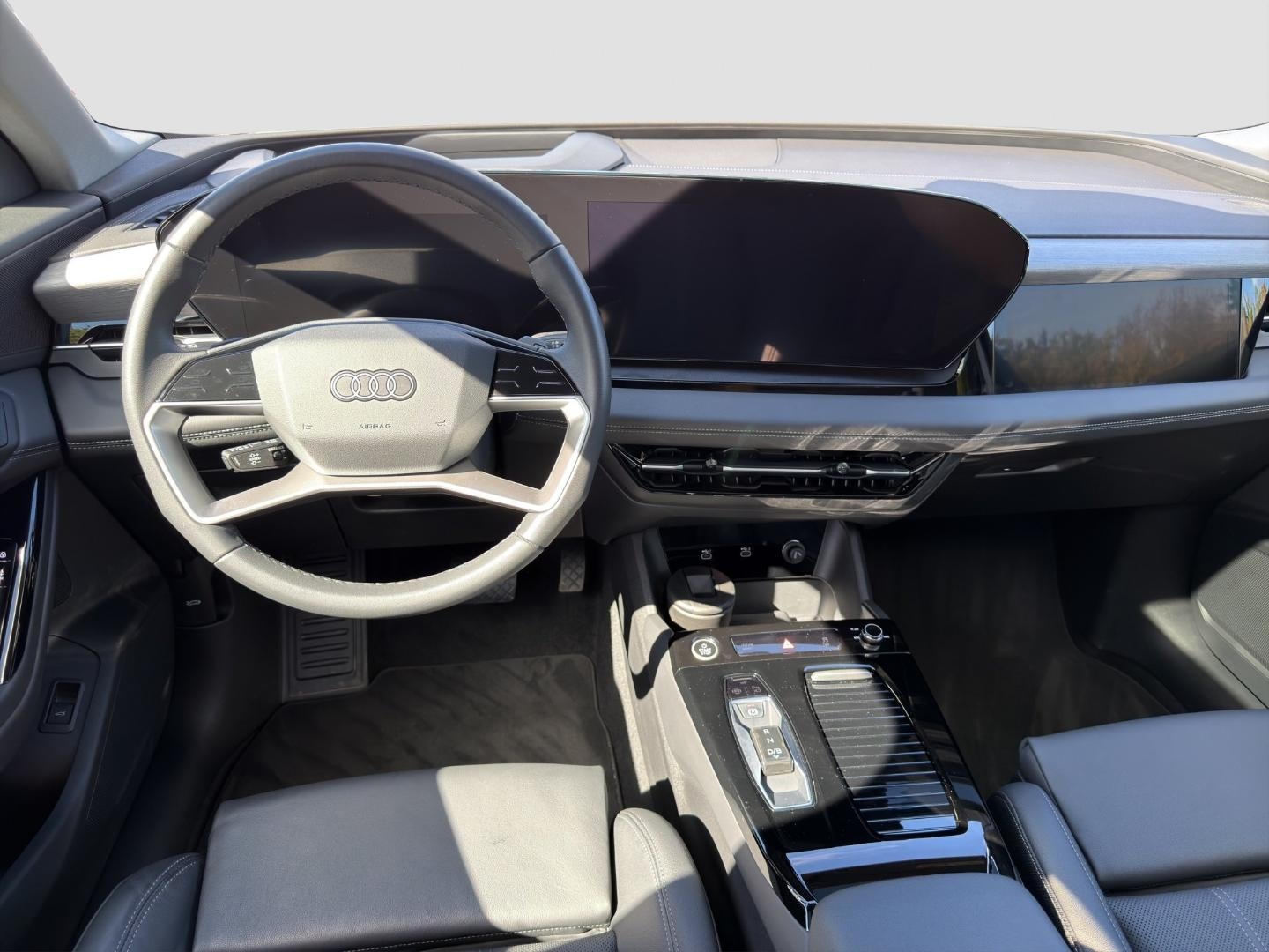 Bild über Audi Q6 SUV e-tron e-tron quattro - für weitere Informationen kontaktieren Sie den Audi Partner