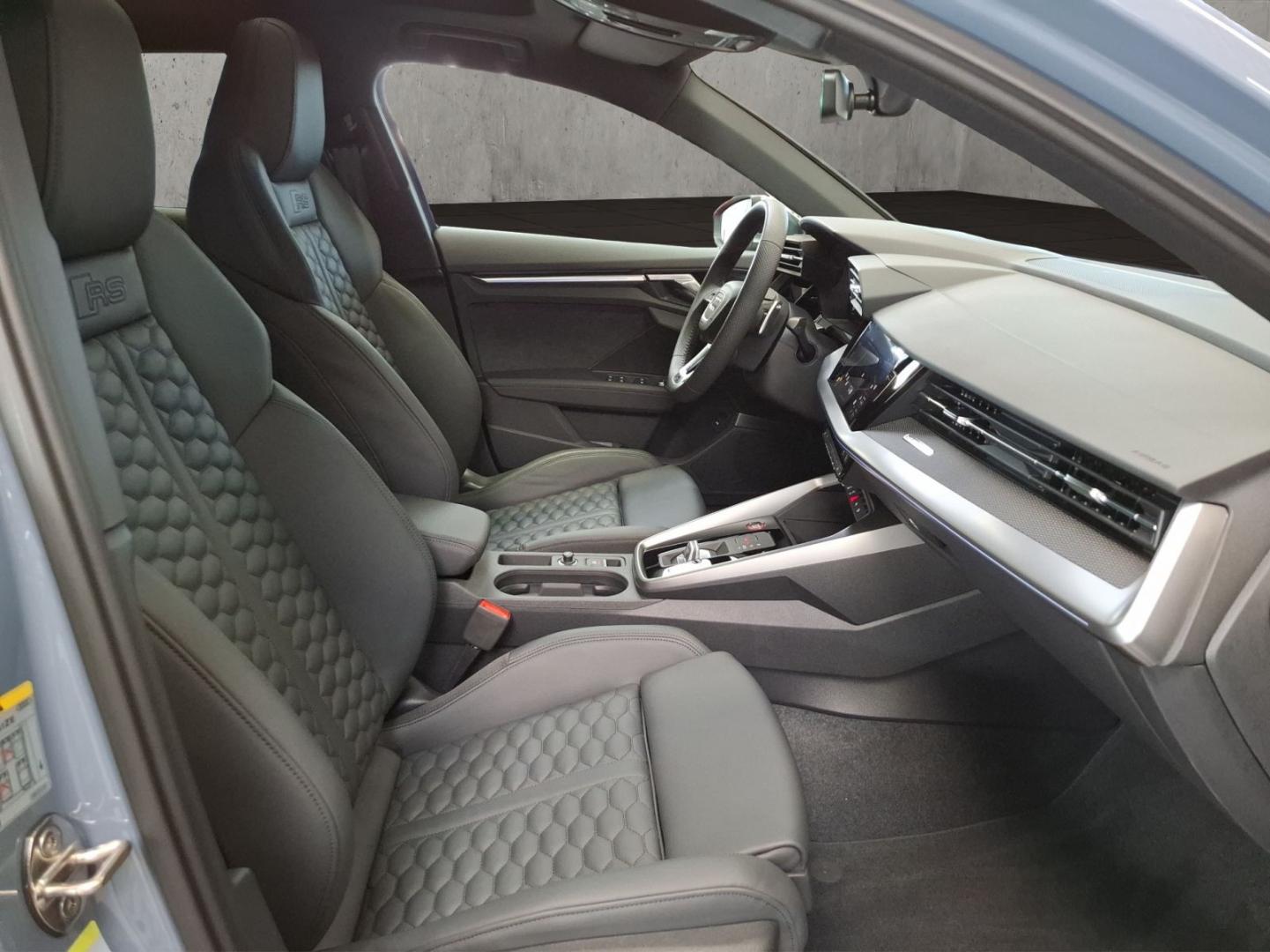 Image about Audi RS 3 Sportback TFSI quattro S tronic