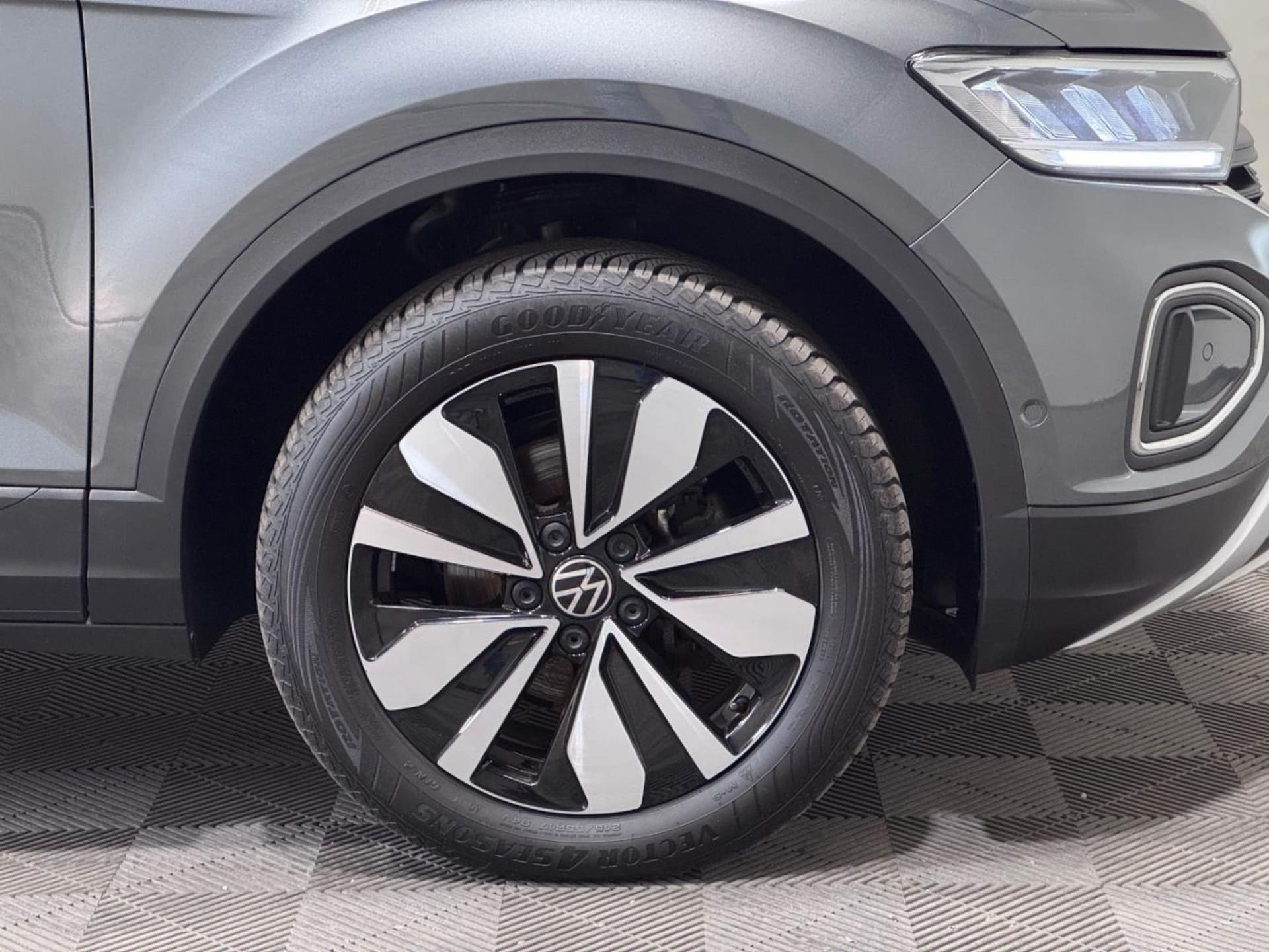 Volkswagen T-Roc Life