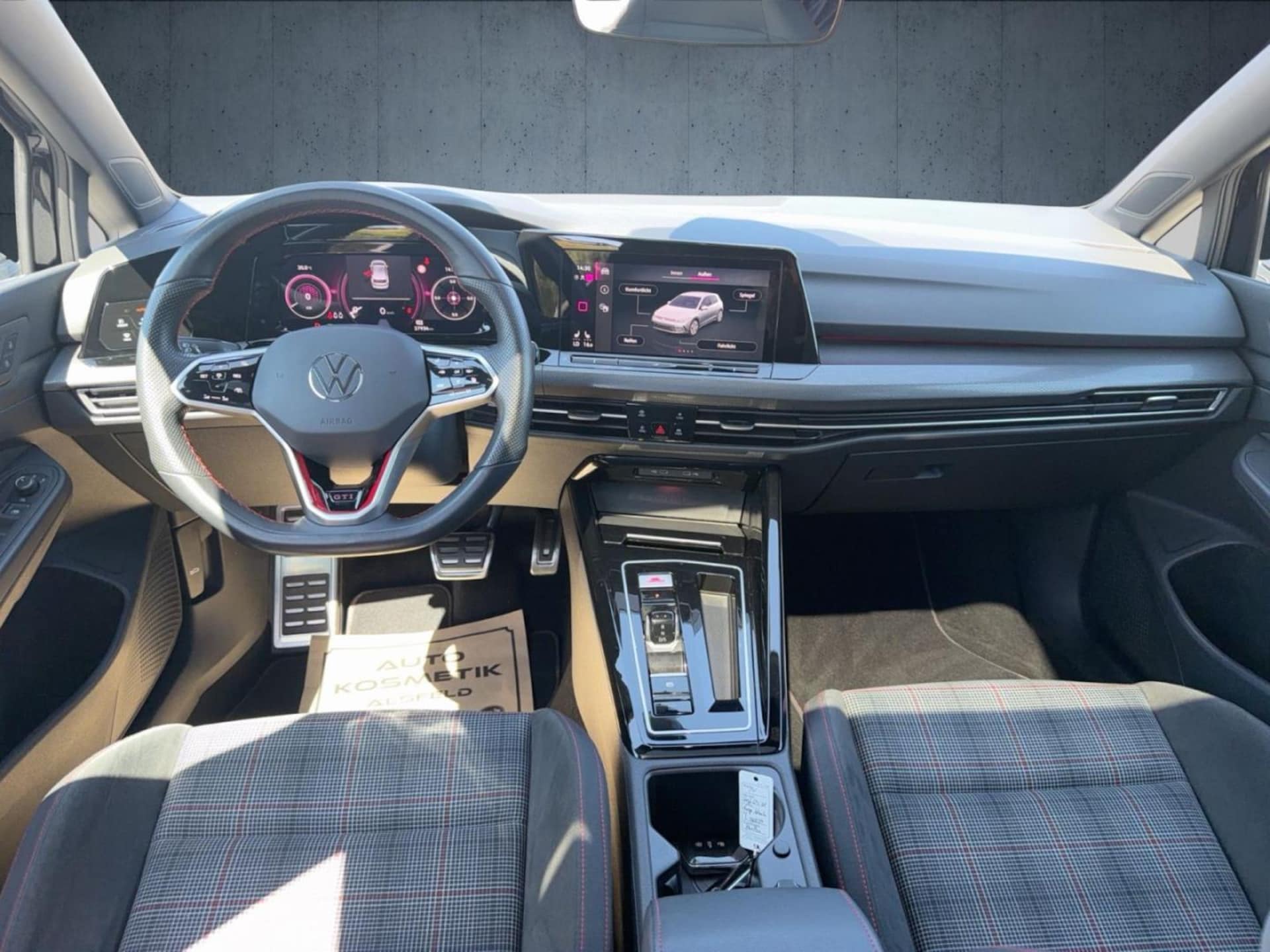 Volkswagen Golf GTI