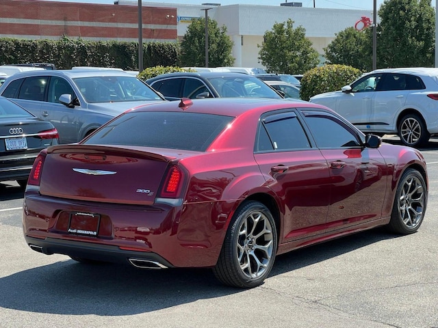 2018 Chrysler 300