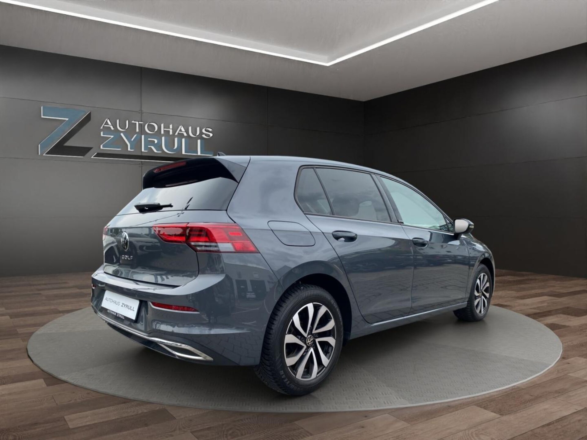 Volkswagen Golf Active