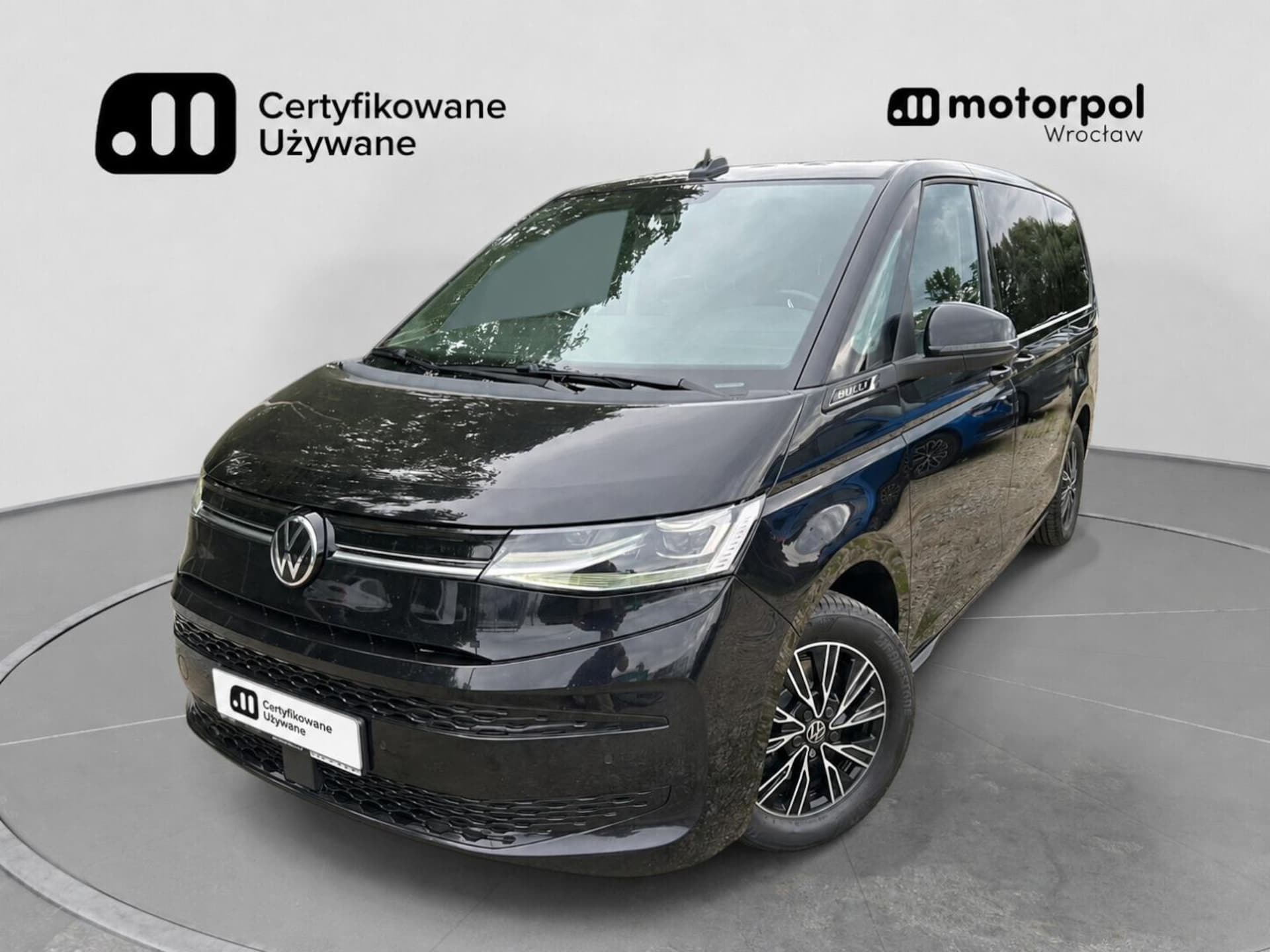 Volkswagen Multivan długi rozstaw osi Life