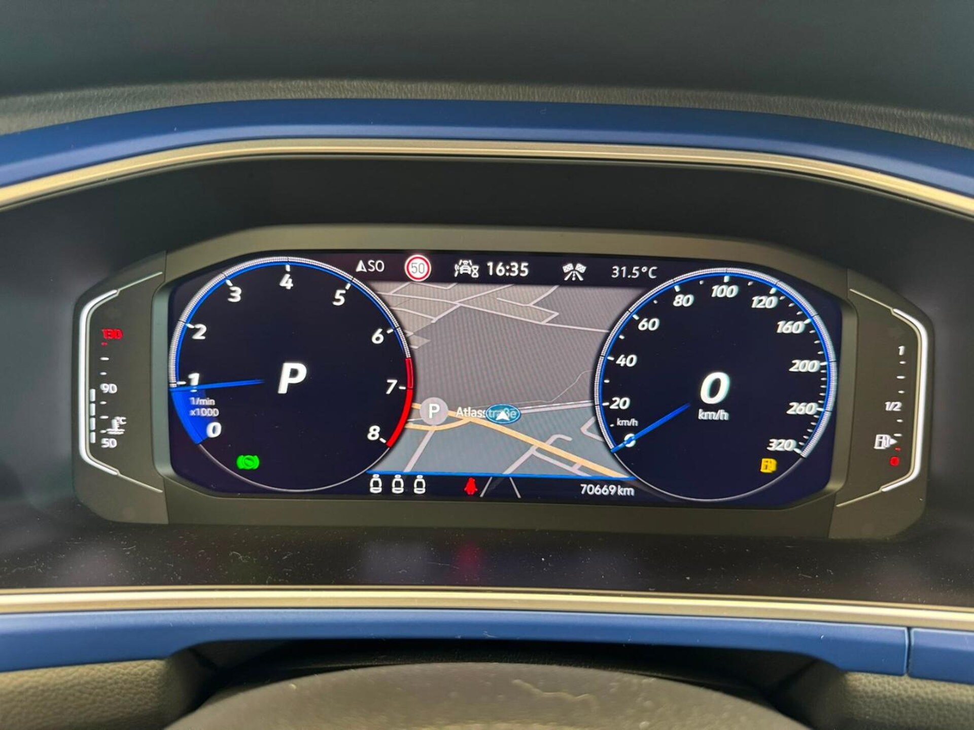 Volkswagen T-Roc R