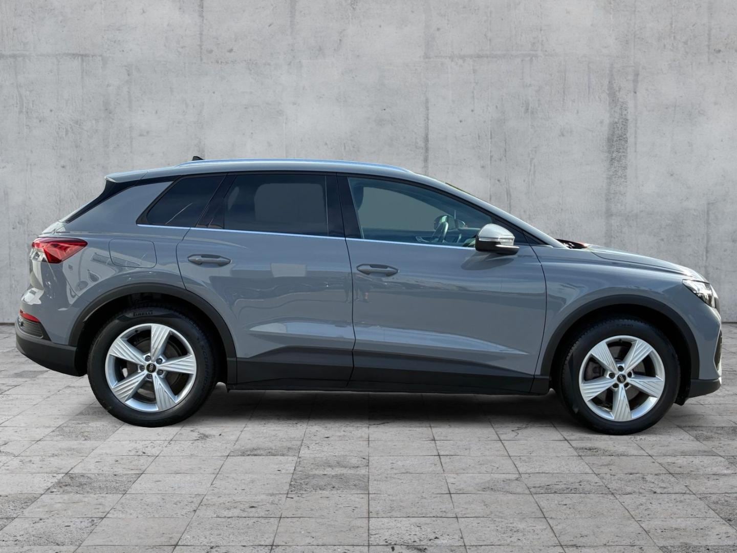 Bild über Audi Q4 e-tron 40 e-tron - für weitere Informationen kontaktieren Sie den Audi Partner