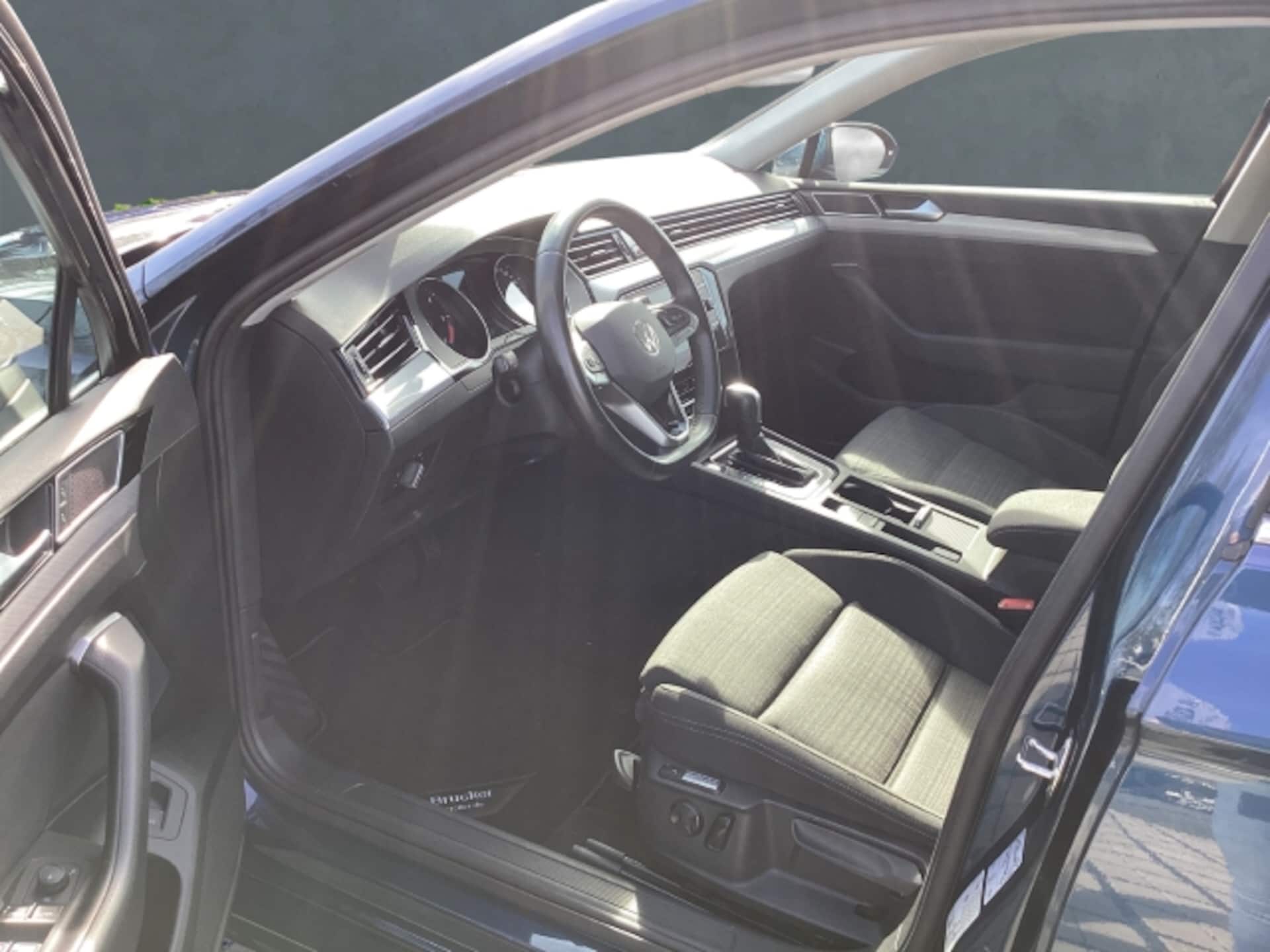 Volkswagen Passat Business
