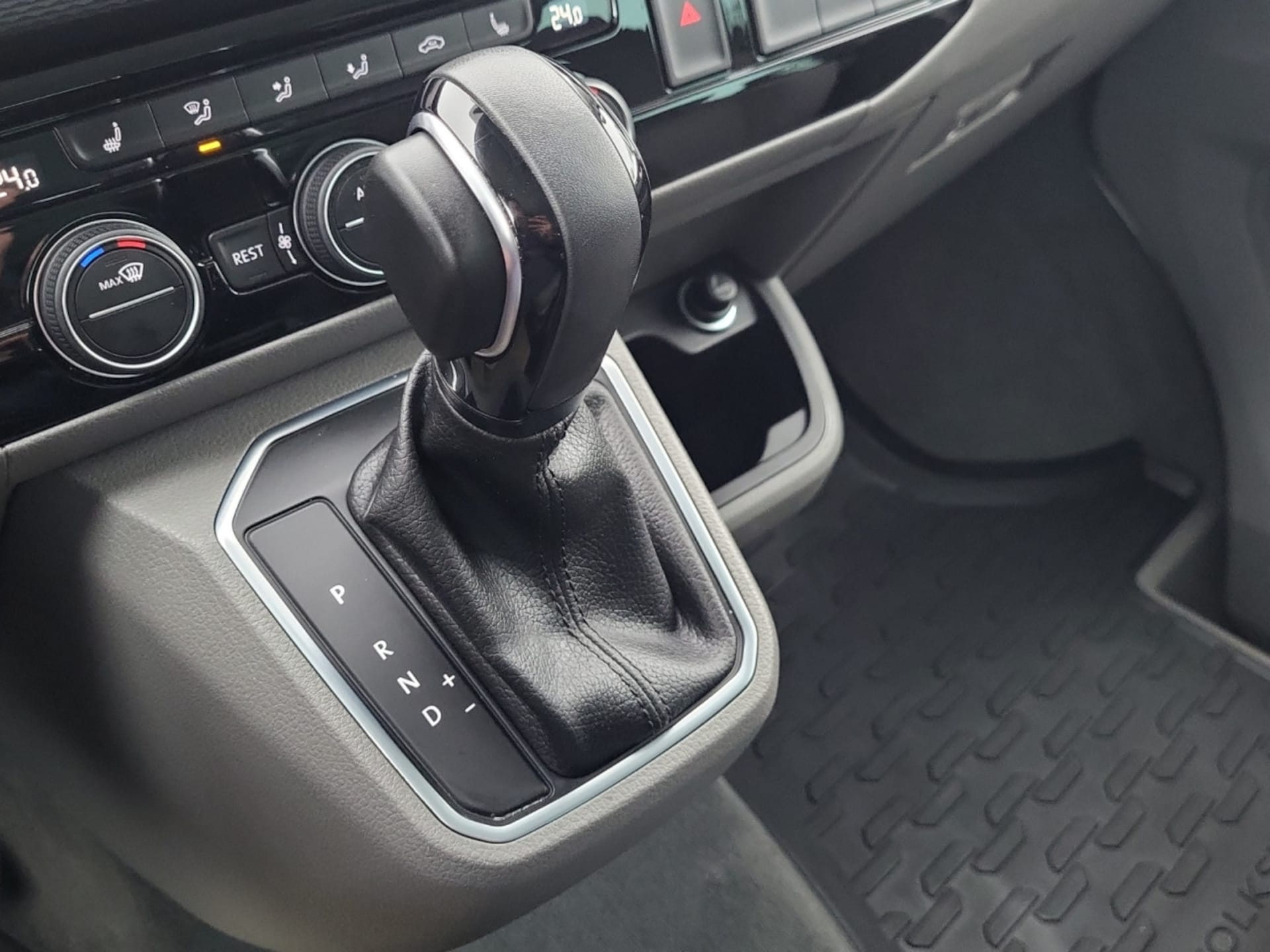 Volkswagen T6.1 California Ocean