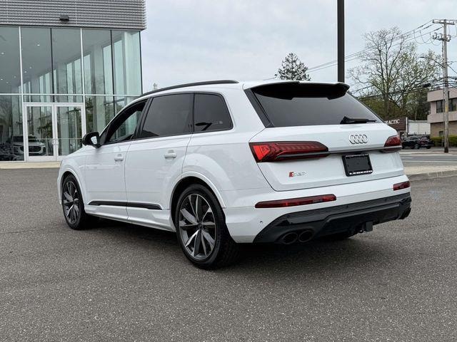 2024 Audi SQ7