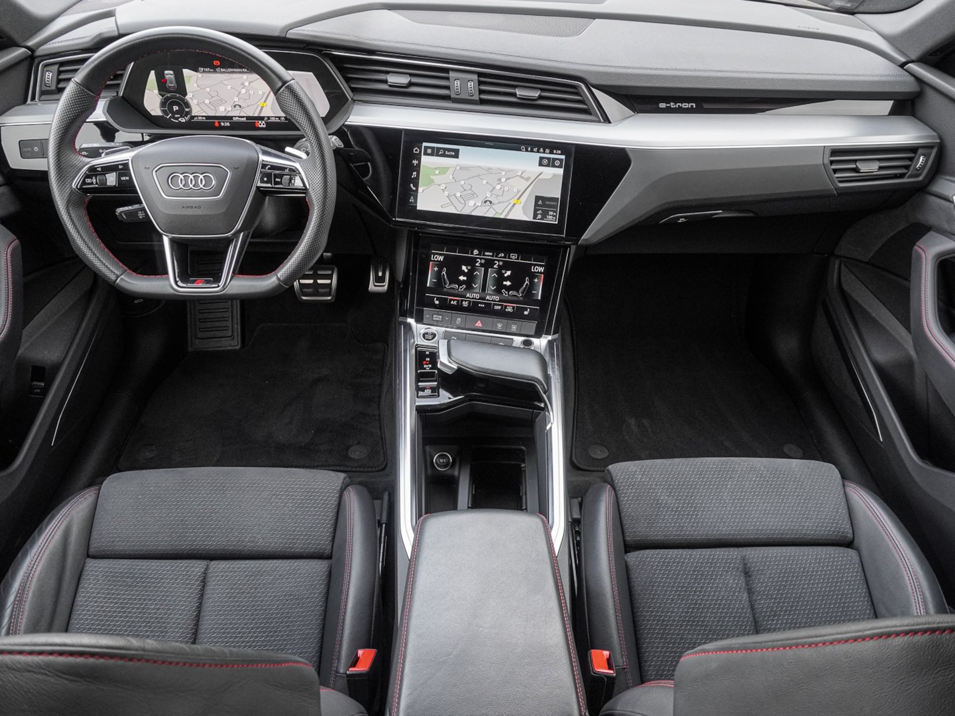 Audi Q8 e-tron S line