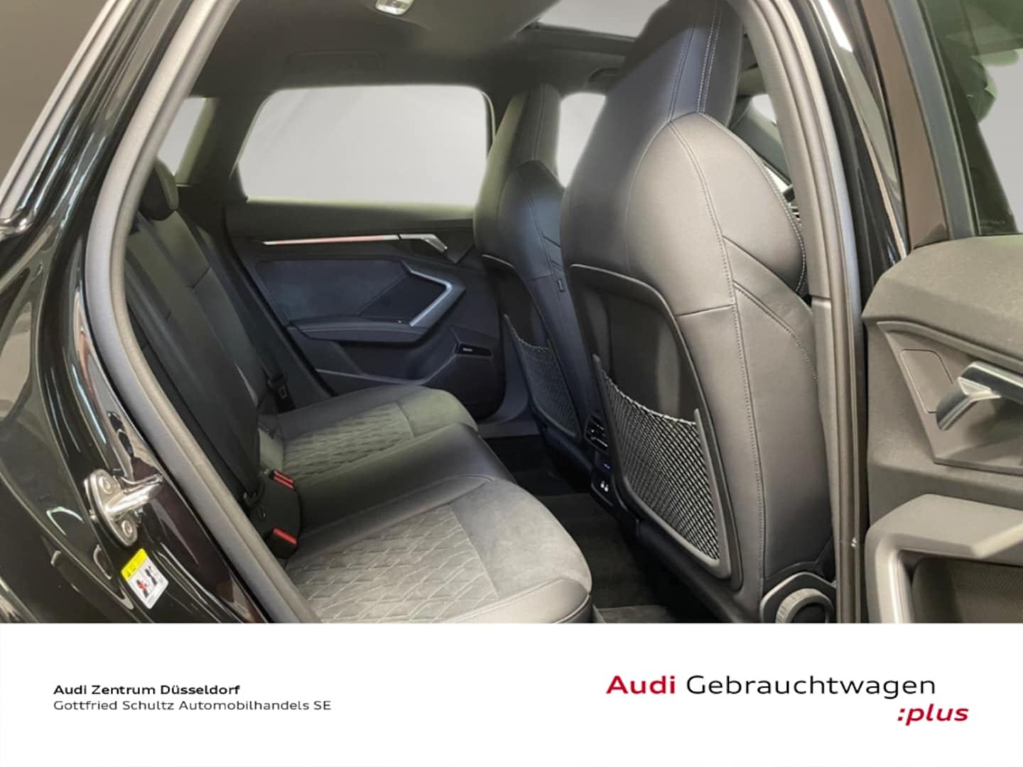 Bild über Audi S3 Sportback TFSI quattro S tronic - für weitere Informationen kontaktieren Sie den Audi Partner