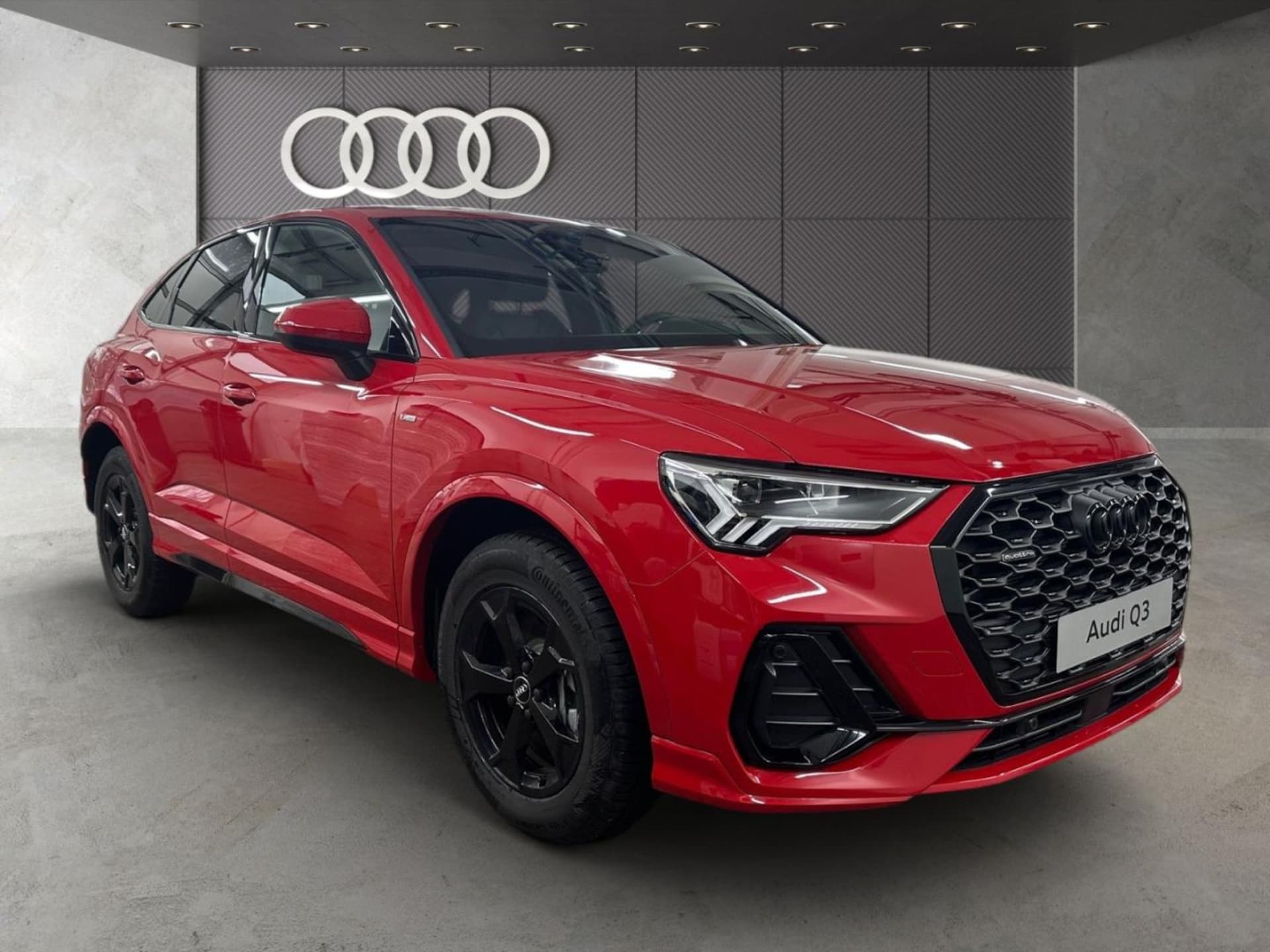 Audi Q3 Sportback S line